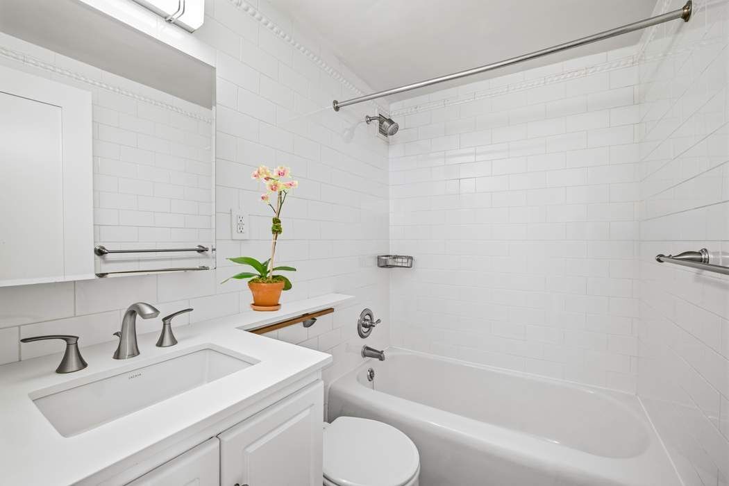 32 Gramercy Park South 10A Gramercy Park New York NY 10003
