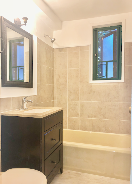1565 Odell Street 1F Parkchester Bronx NY 10462