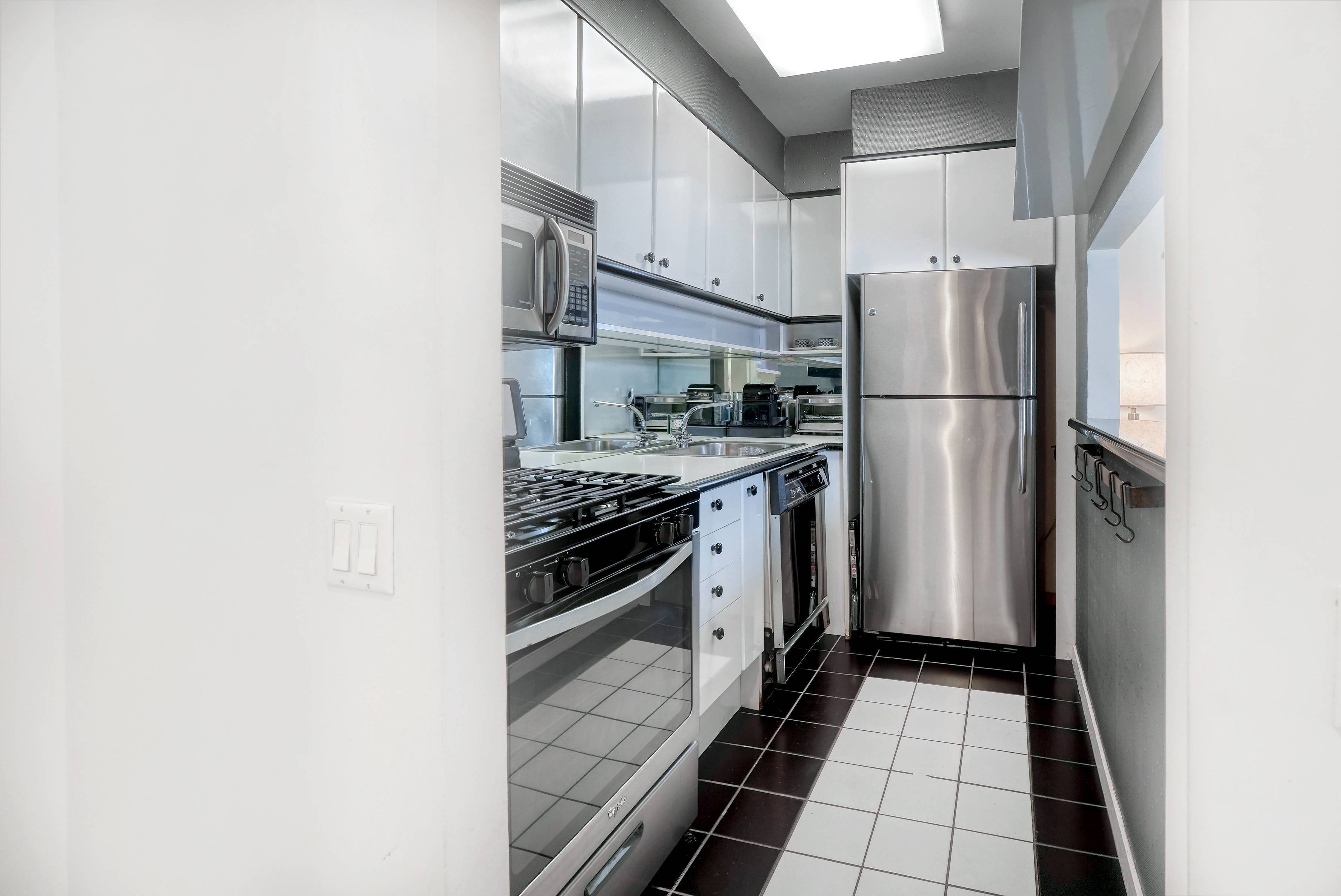 150 West 56th Street 3104 Midtown West New York NY 10019