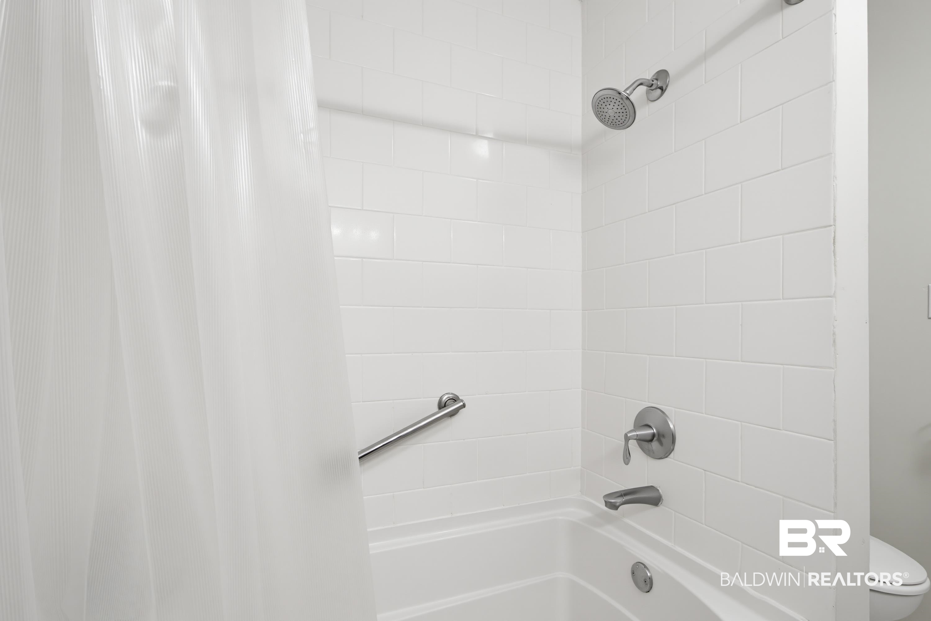 399785 | Photo 28