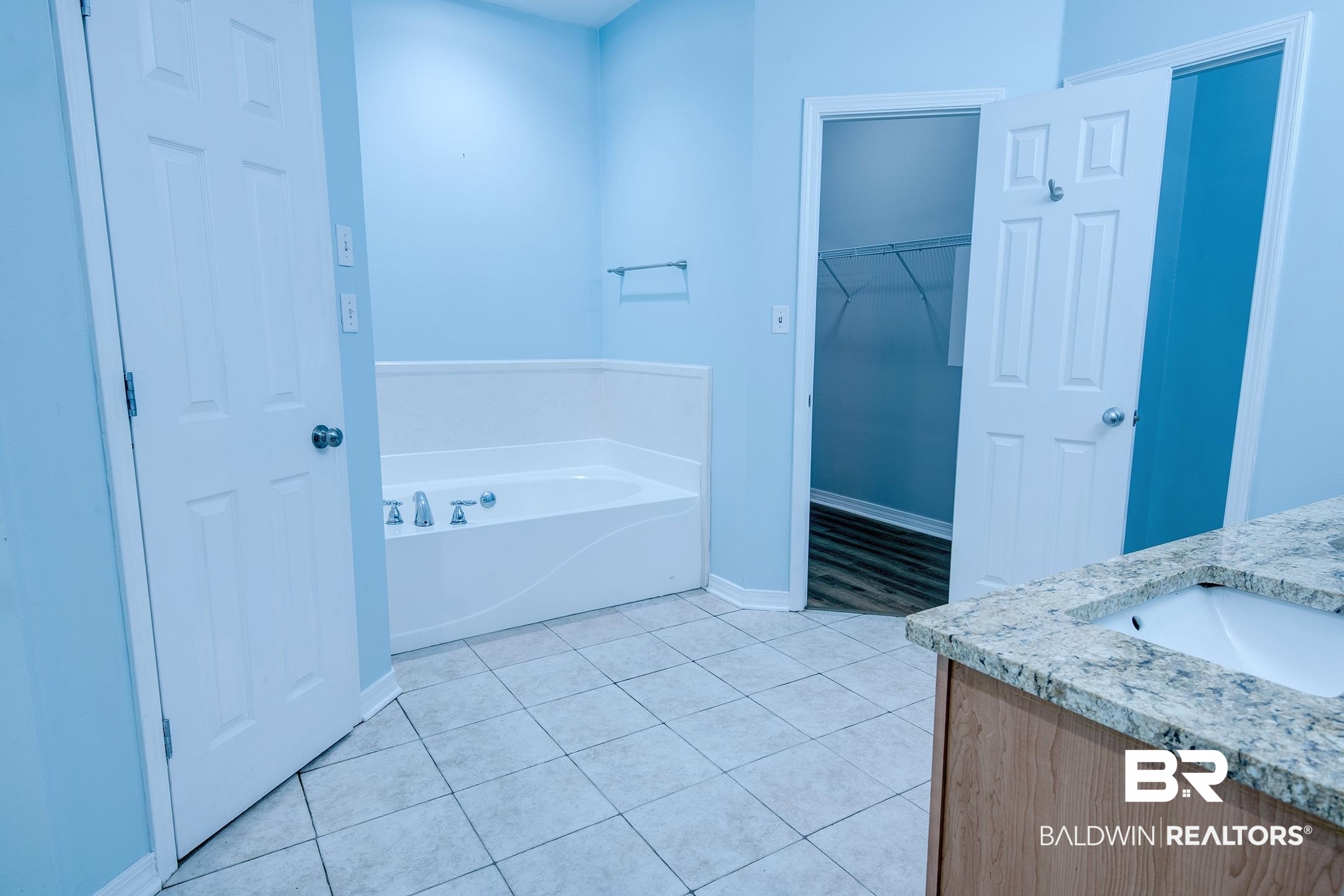 399839 | Photo 16