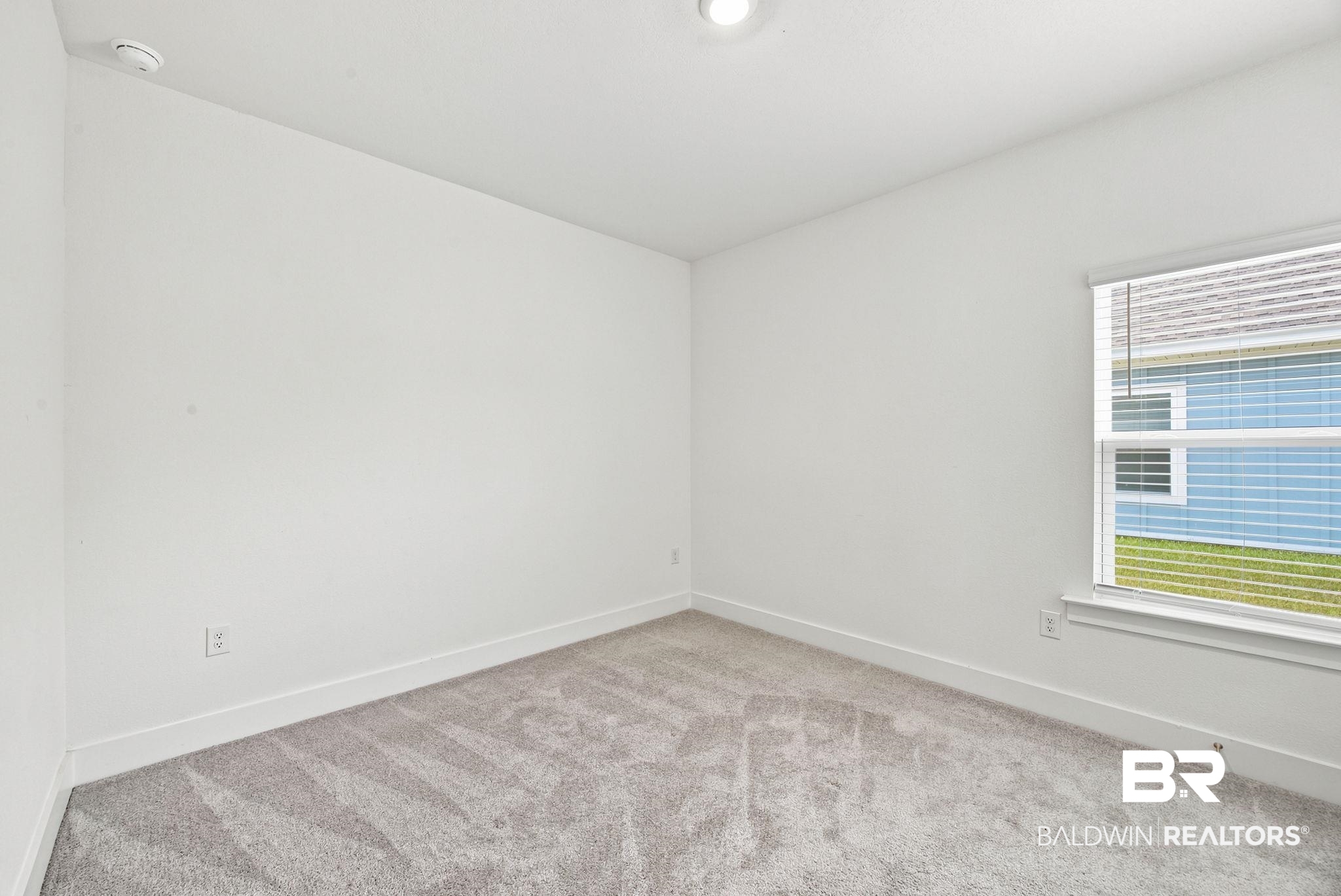 399854 | Photo 14