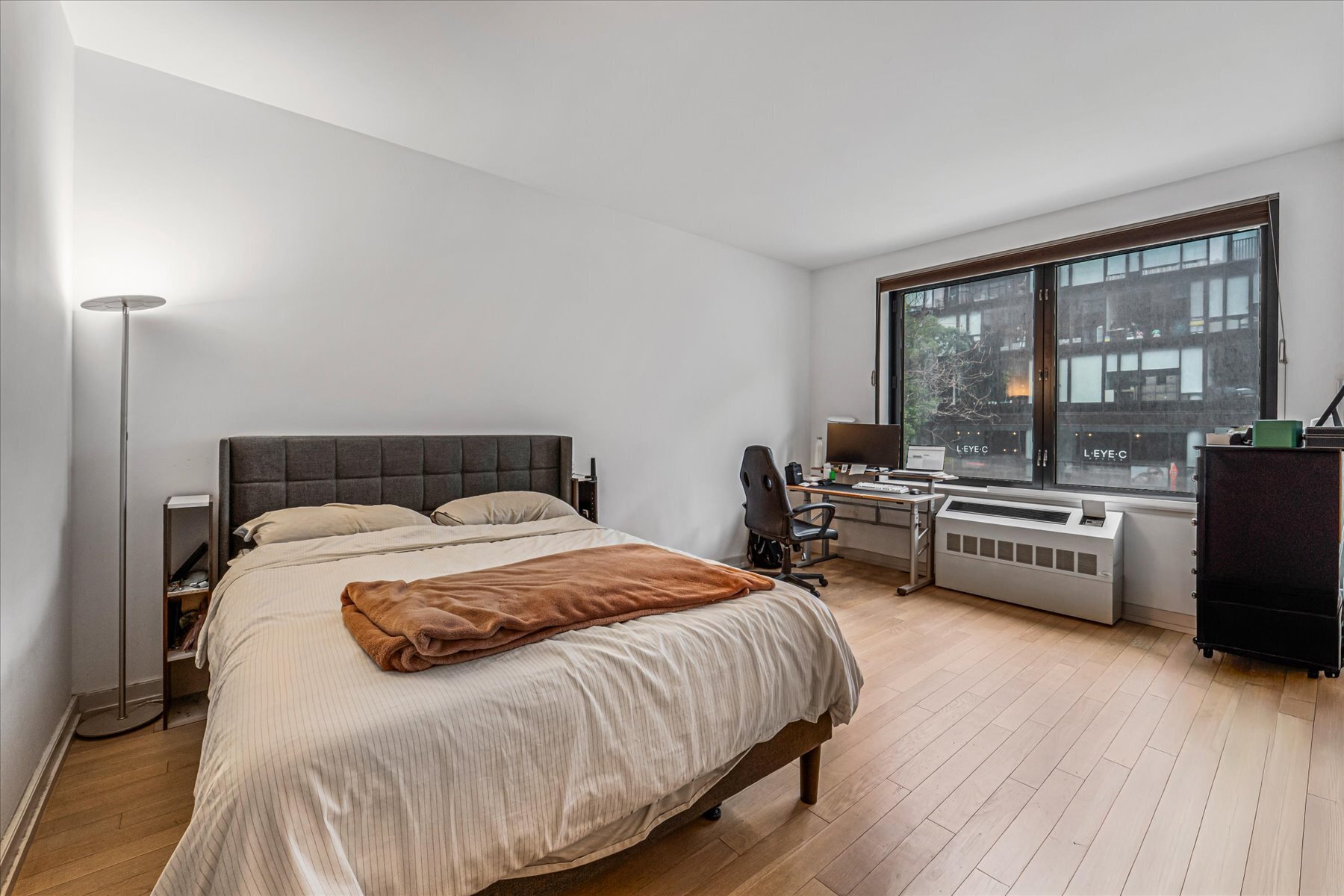 21-45 44th Drive Long Island City Queens NY 11101