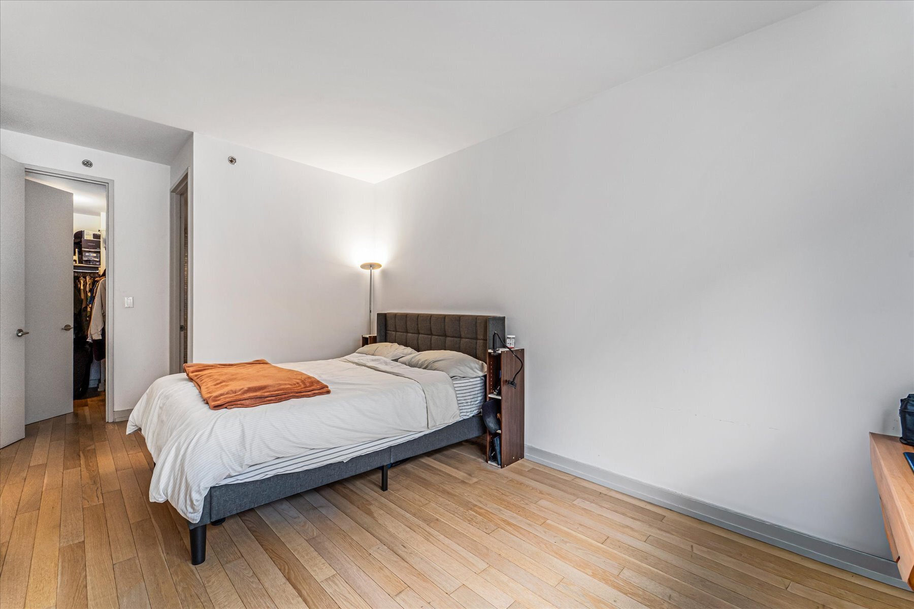 21-45 44th Drive Long Island City Queens NY 11101