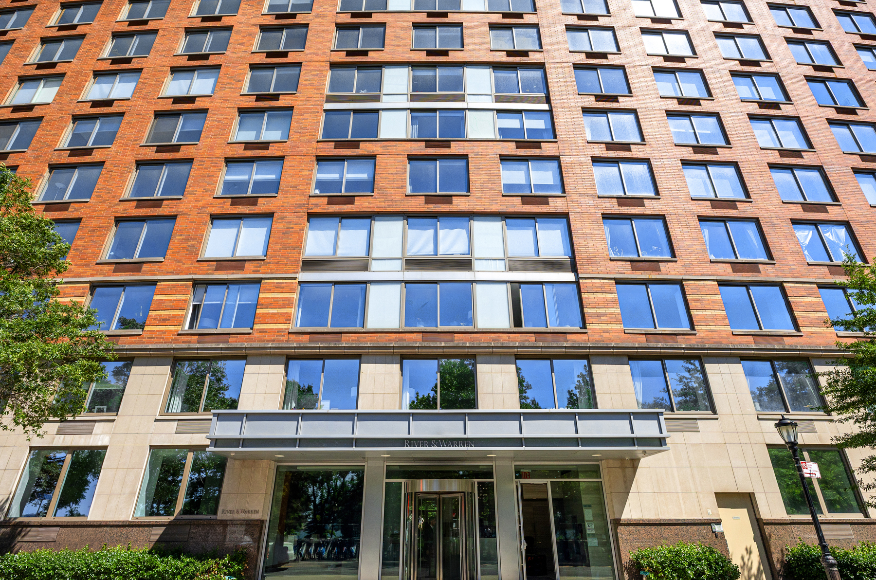 212 Warren Street Battery Park City New York NY 10282