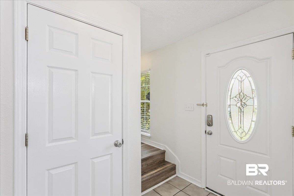 3rd image of 7171 Heather Oaks Dr, Pensacola, FL 32506 | MLS# 400011