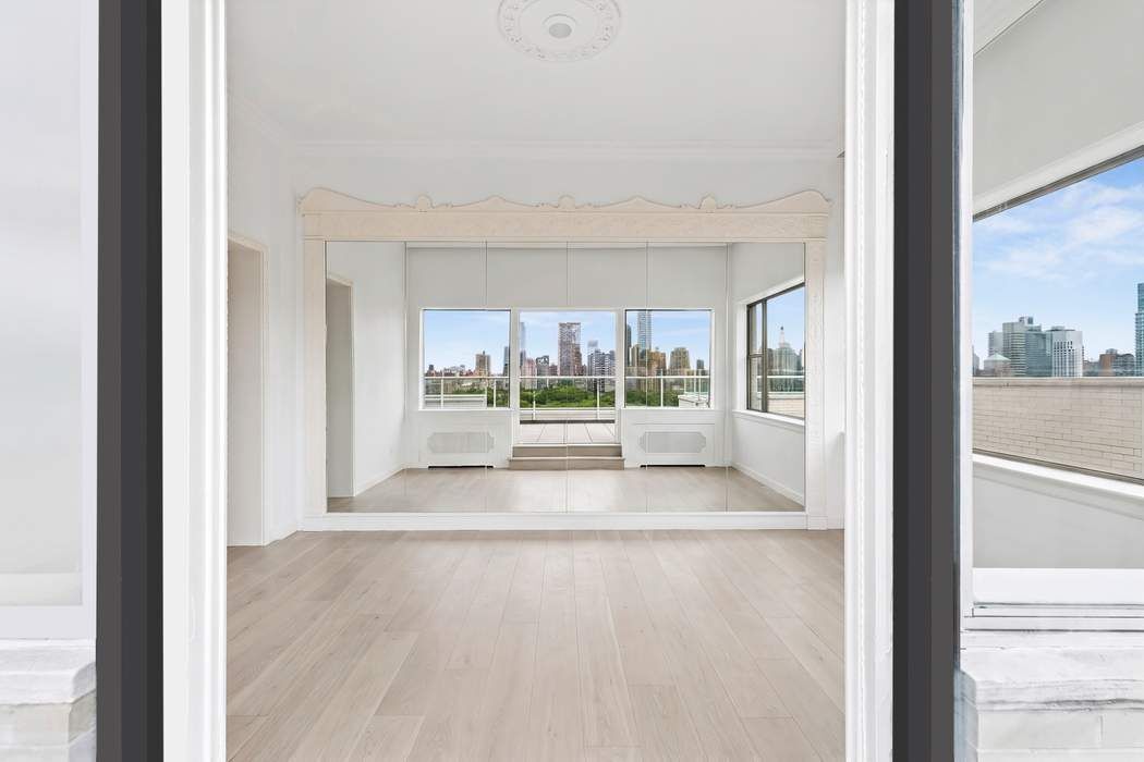 860 Fifth Avenue PHJ Upper East Side New York NY 10065
