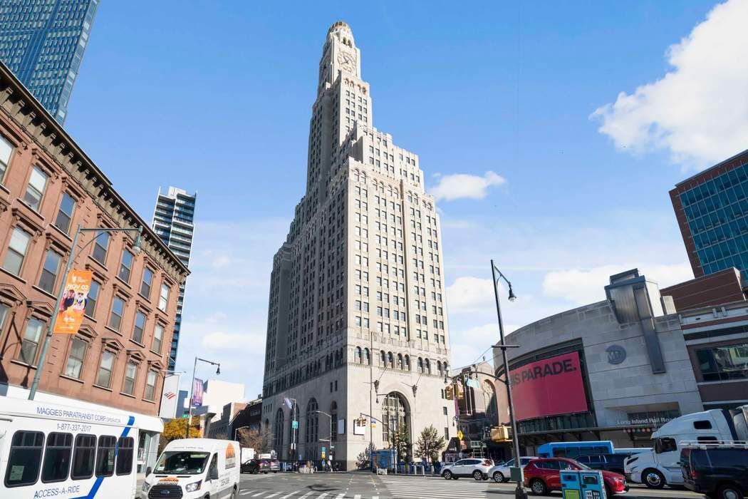 1 Hanson Place 24E Fort Greene Brooklyn NY 11217