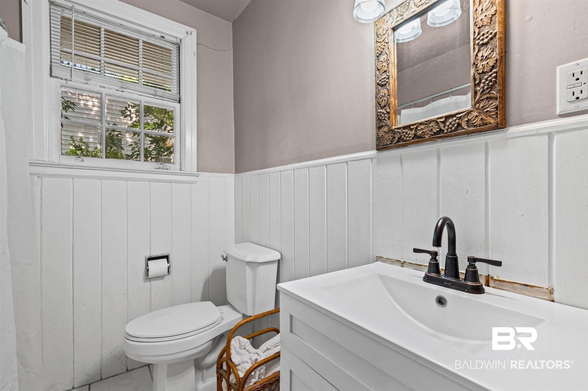 400083 | Photo 13