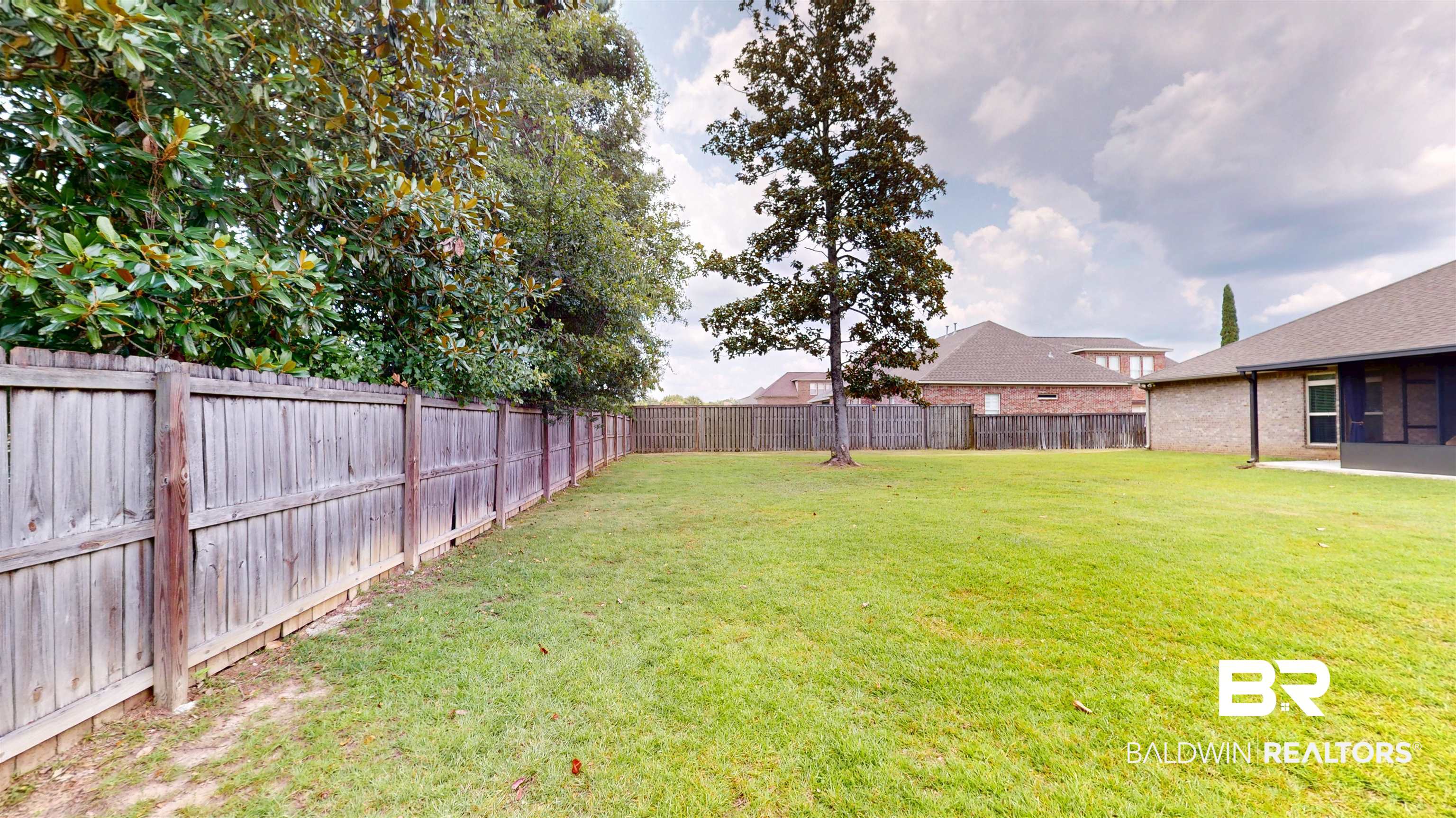 400089 | Photo 25