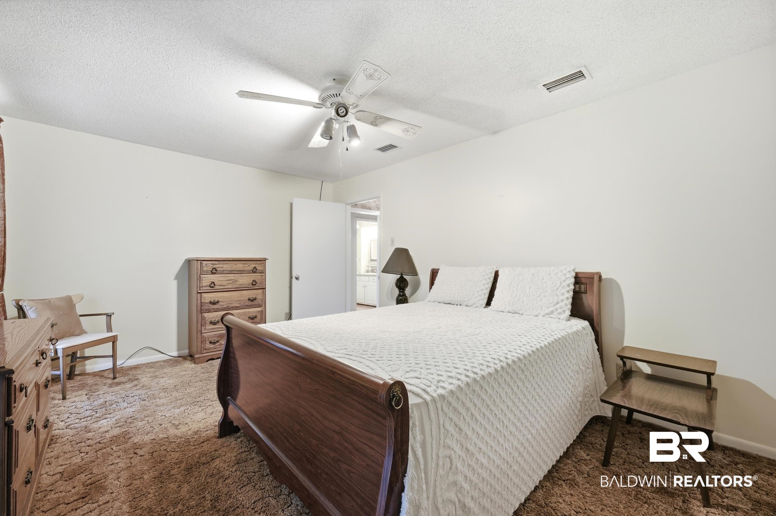 400090 | Photo 31