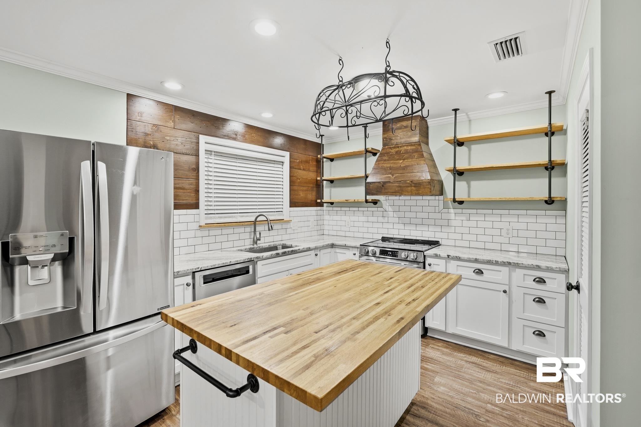 4th image of 107 N Sandlewood Circle, Daphne, AL 36526 | MLS# 398987