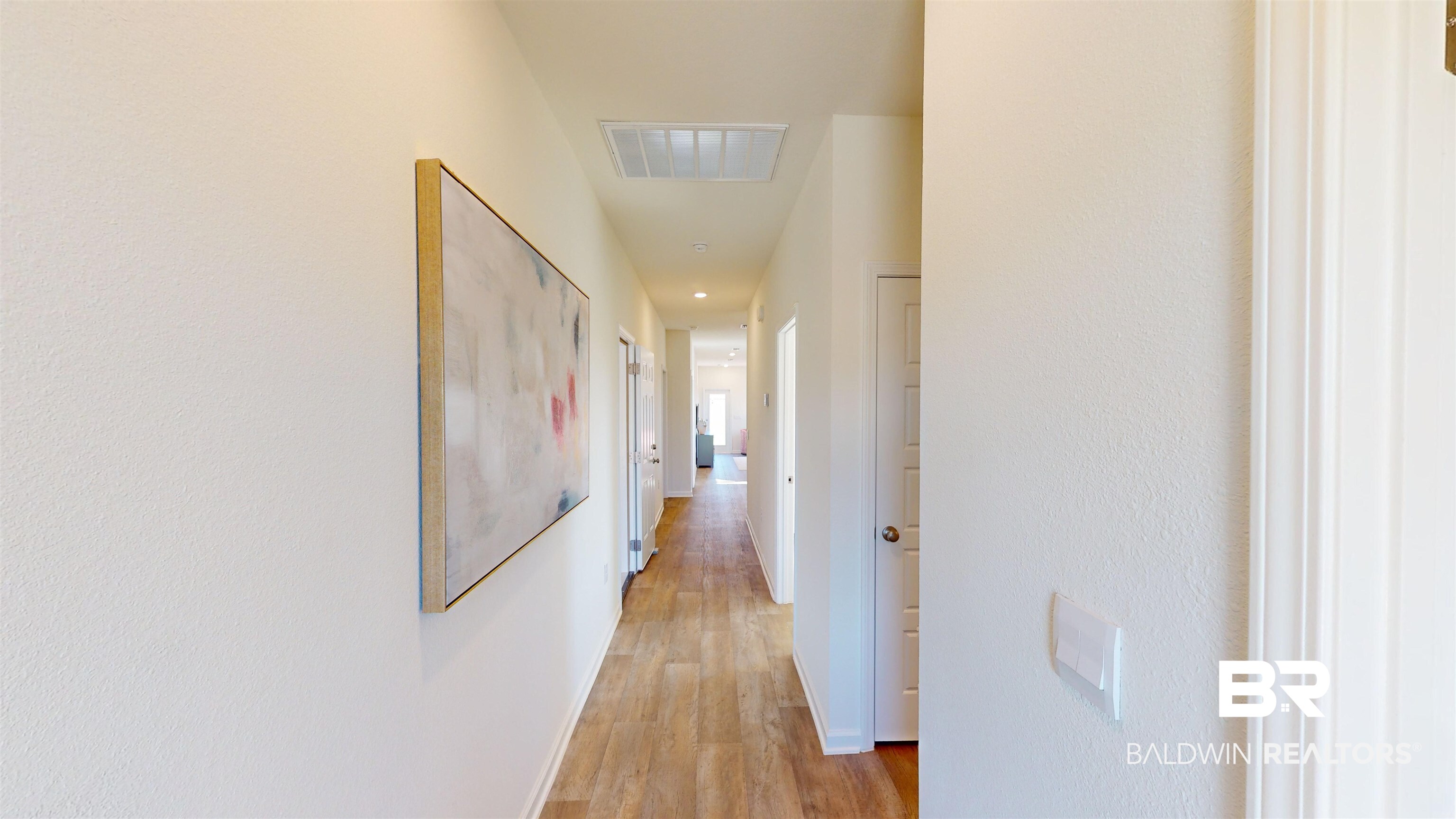 400239 | Photo 2