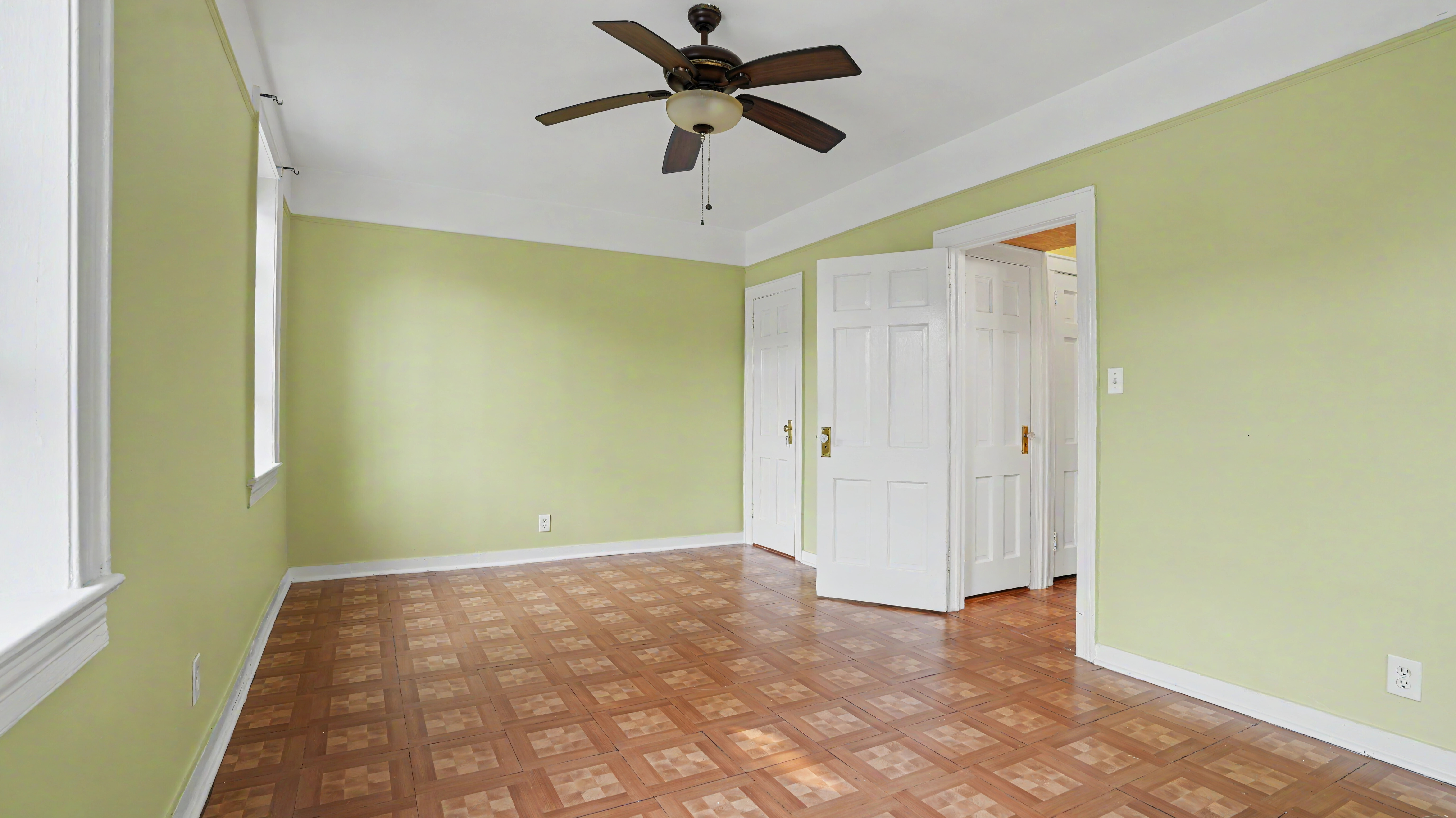 491 Grandview Avenue 2B Ridgewood Queens NY 11385