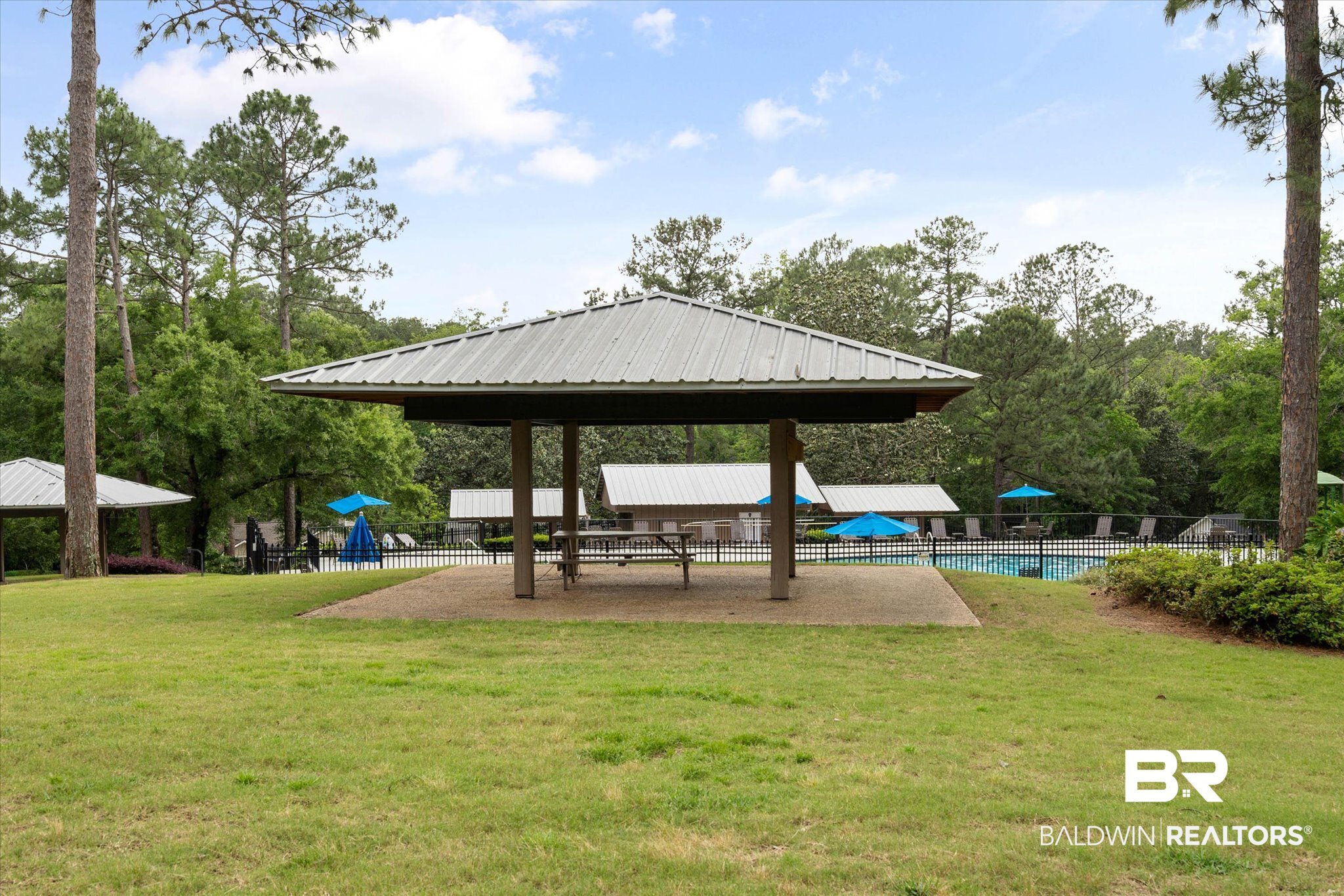 406515 | Photo 25