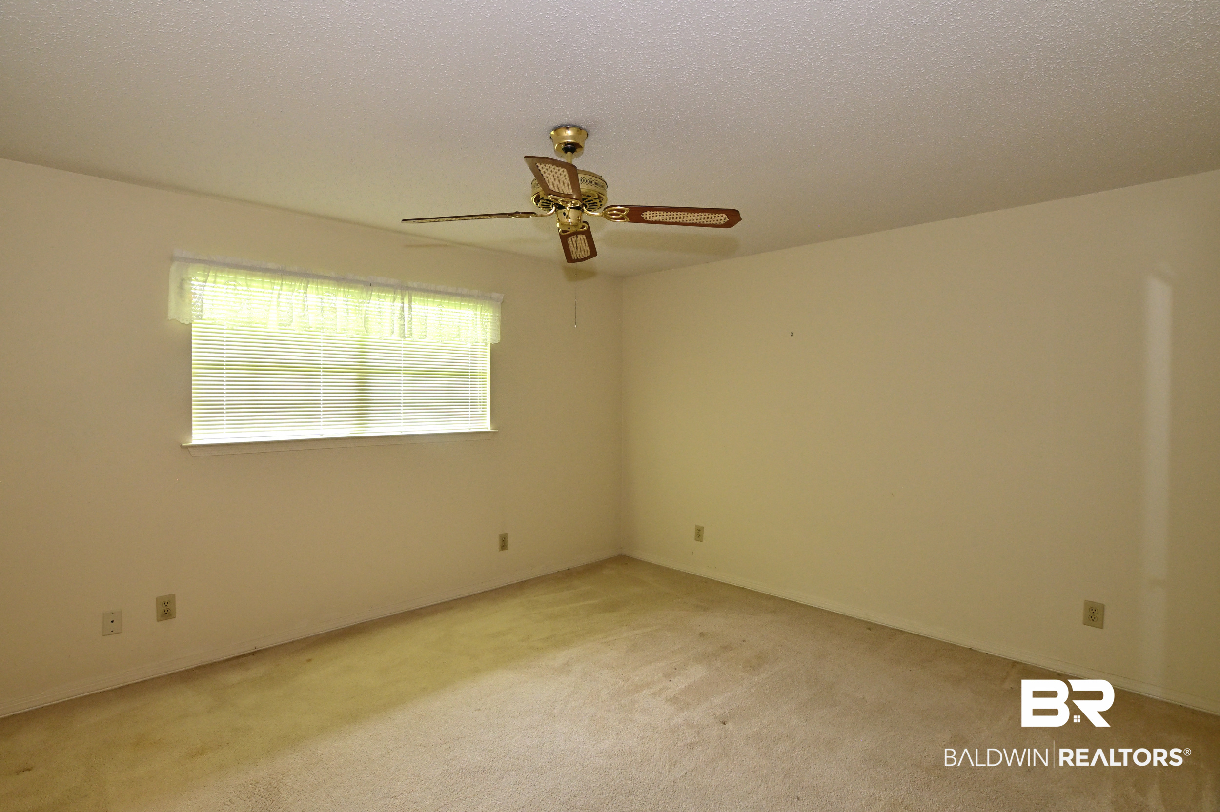 406546 | Photo 25