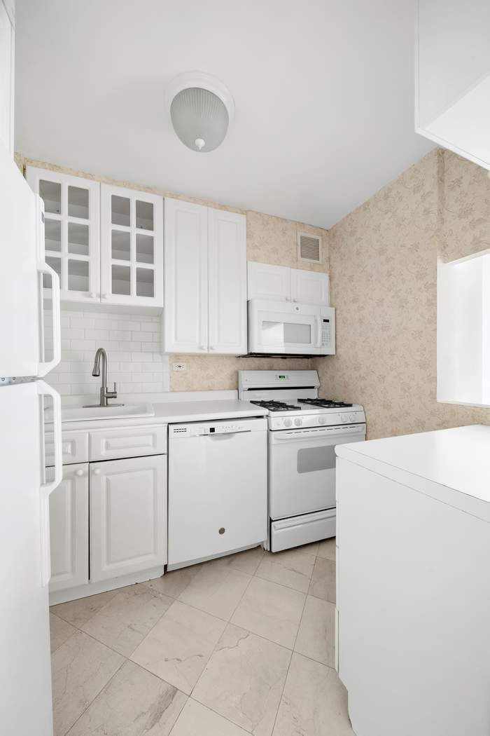 425 East 63rd Street E9G Upper East Side New York NY 10065