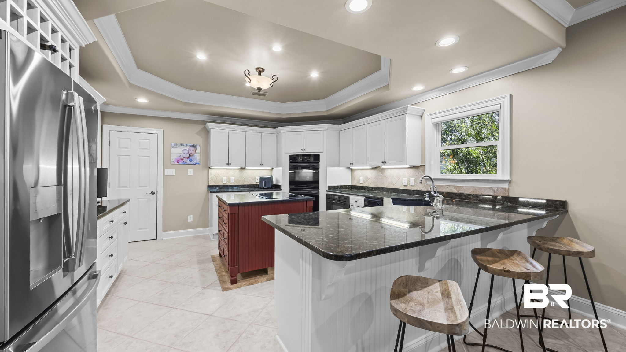 406646 | Photo 22
