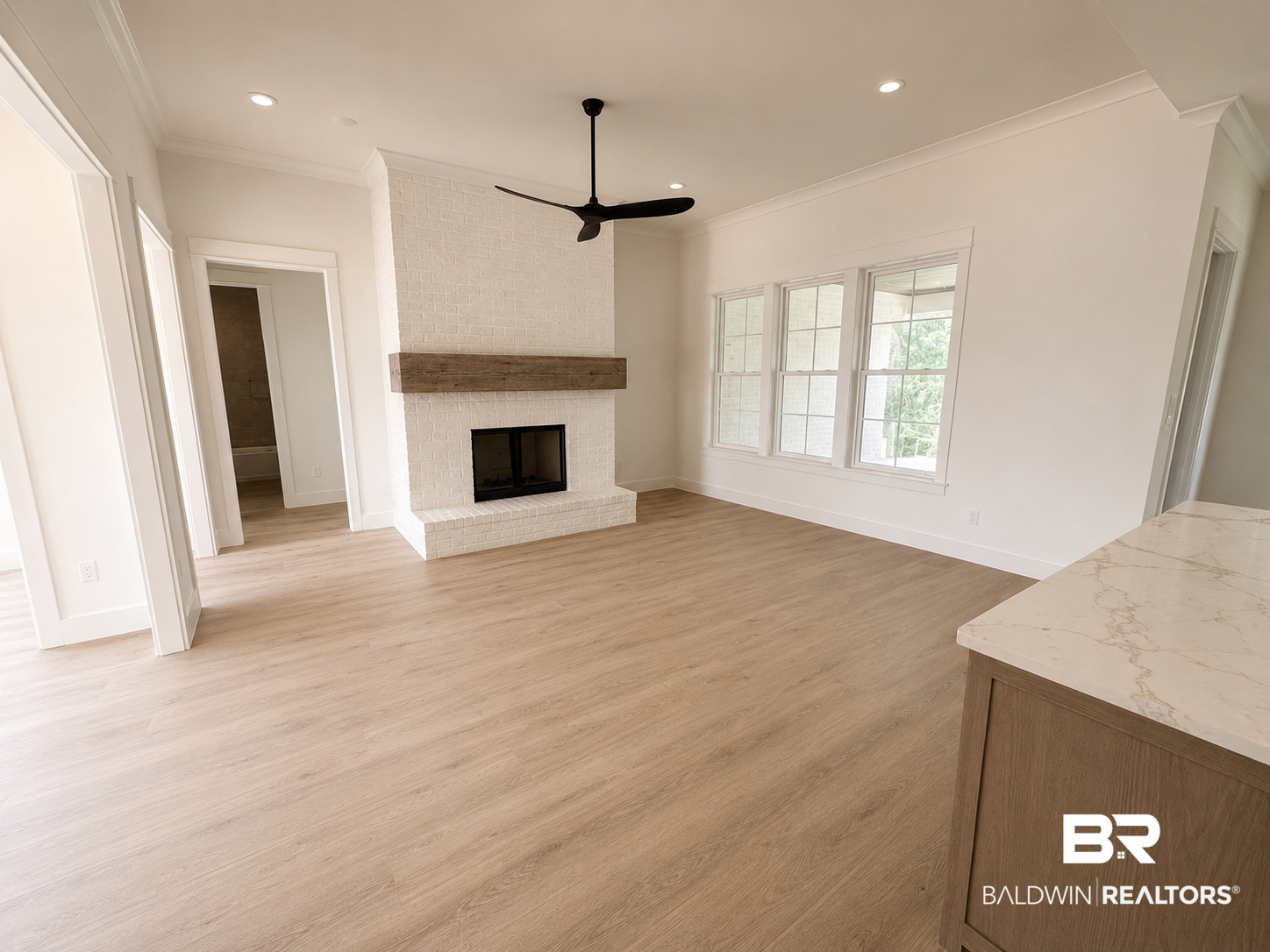 3rd image of 21045 Live Oak Cir, Gulf Shores, AL 36542 | MLS# 399563