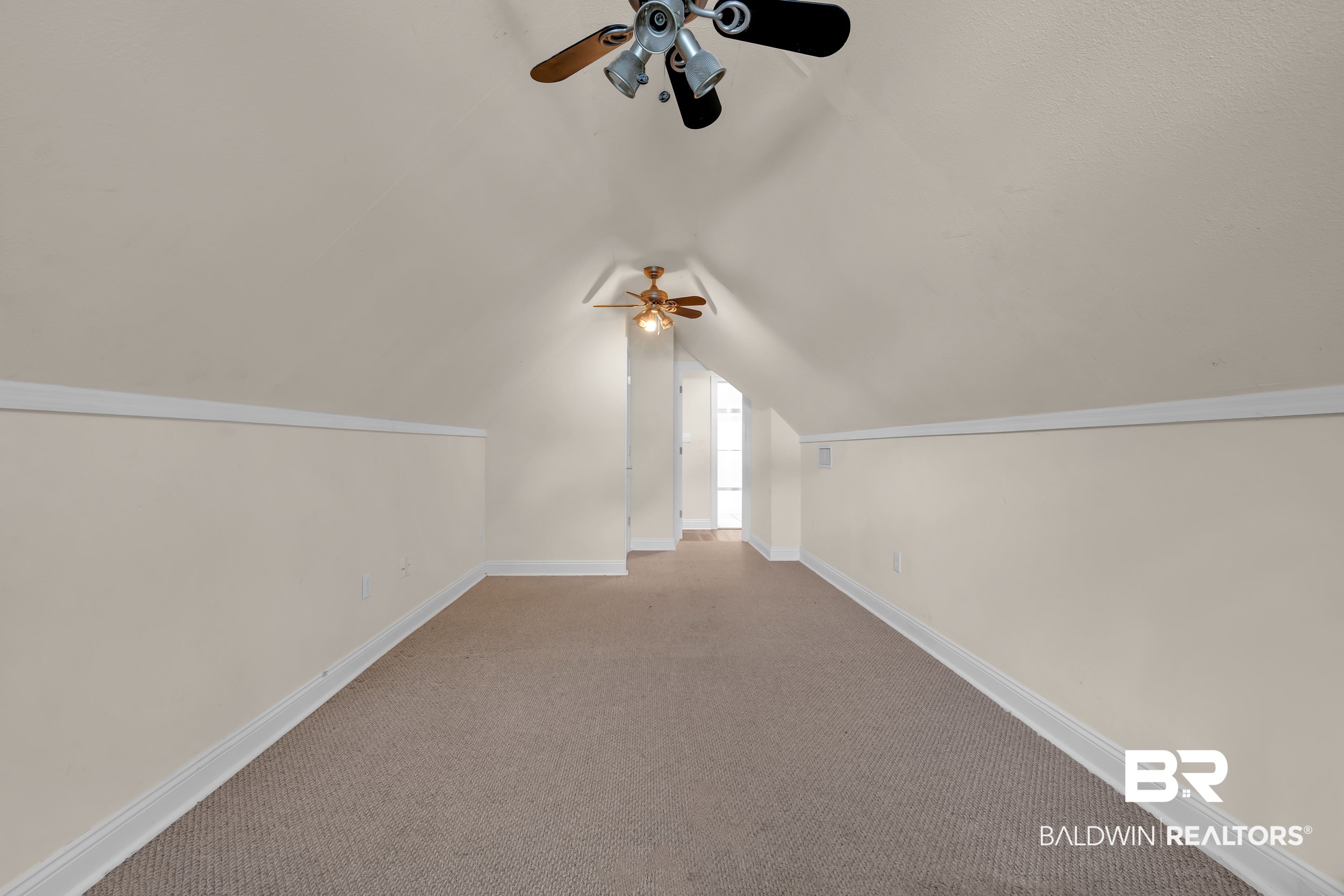 406692 | Photo 29