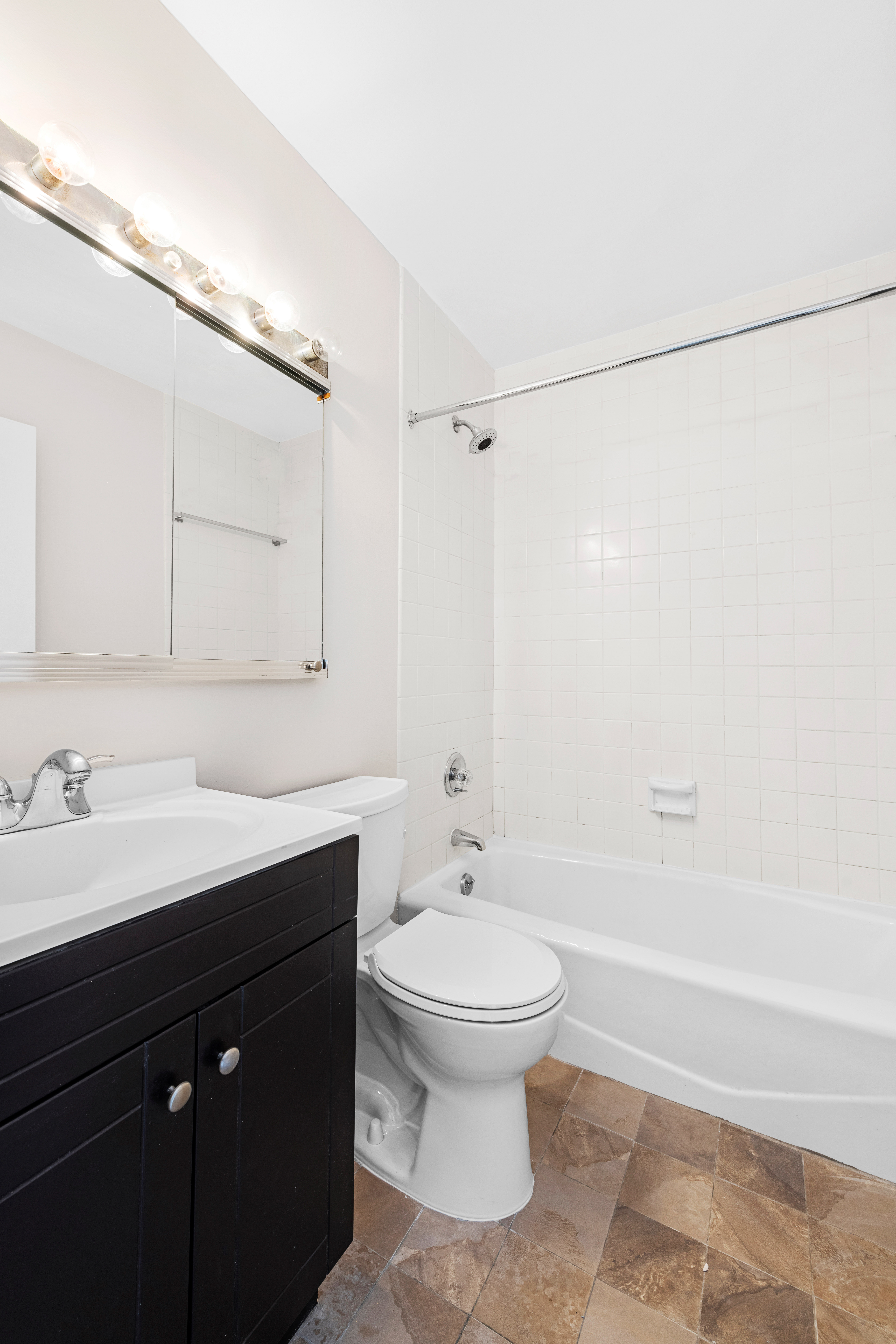 301 East 45th Street 20C Turtle Bay New York NY 10017
