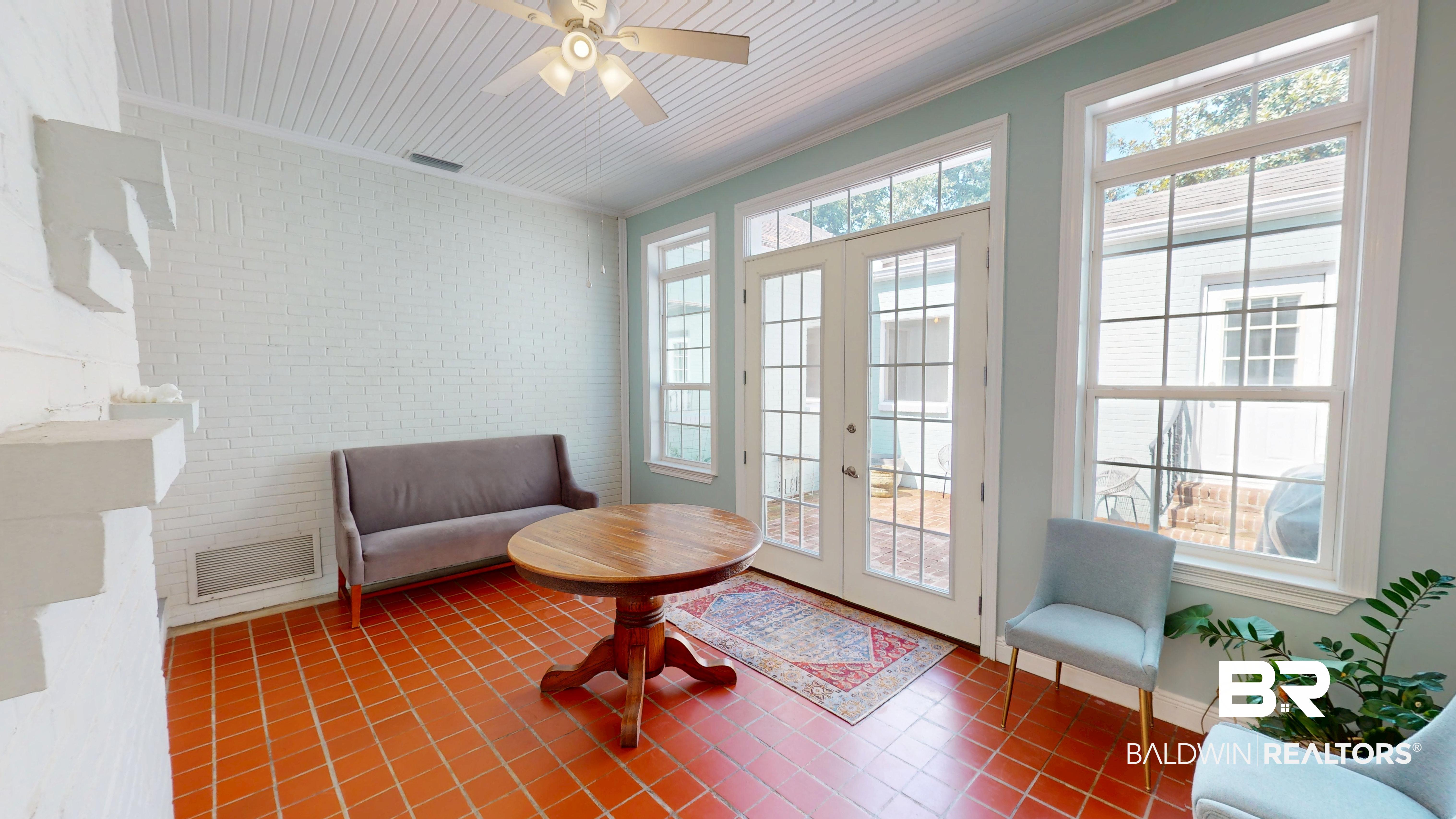 406746 | Photo 7