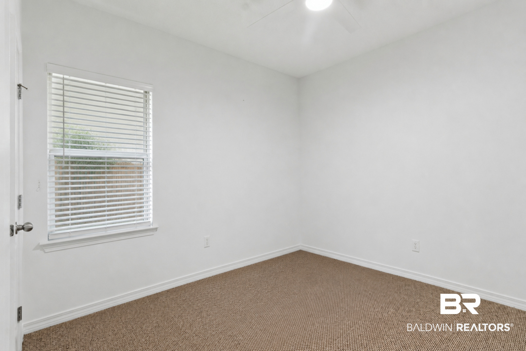 406651 | Photo 22