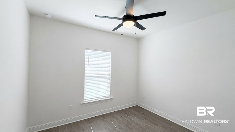 394700 | Photo 15