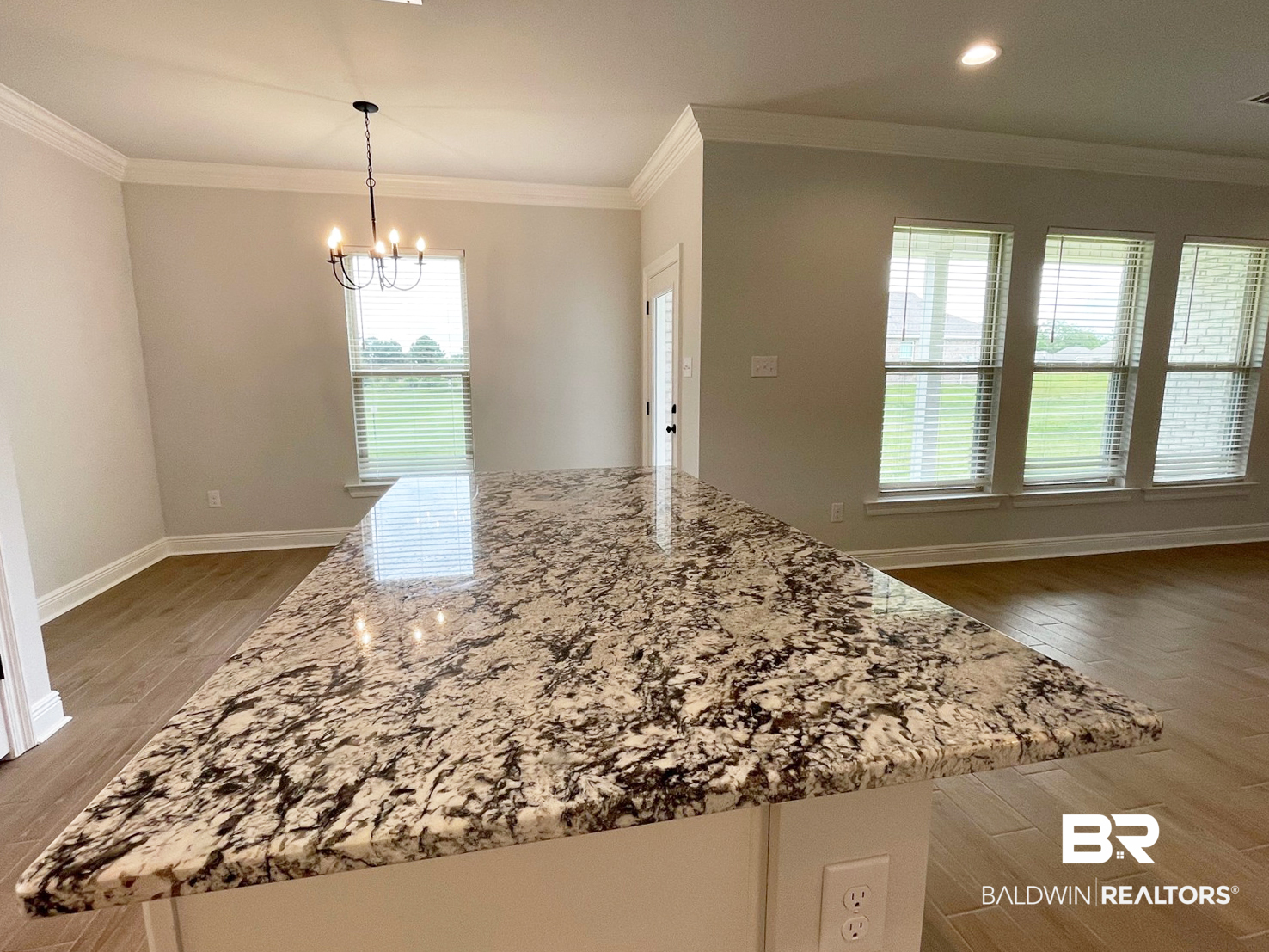 3rd image of 18057 Aden Dr, Robertsdale, AL 36567 | MLS# 395603