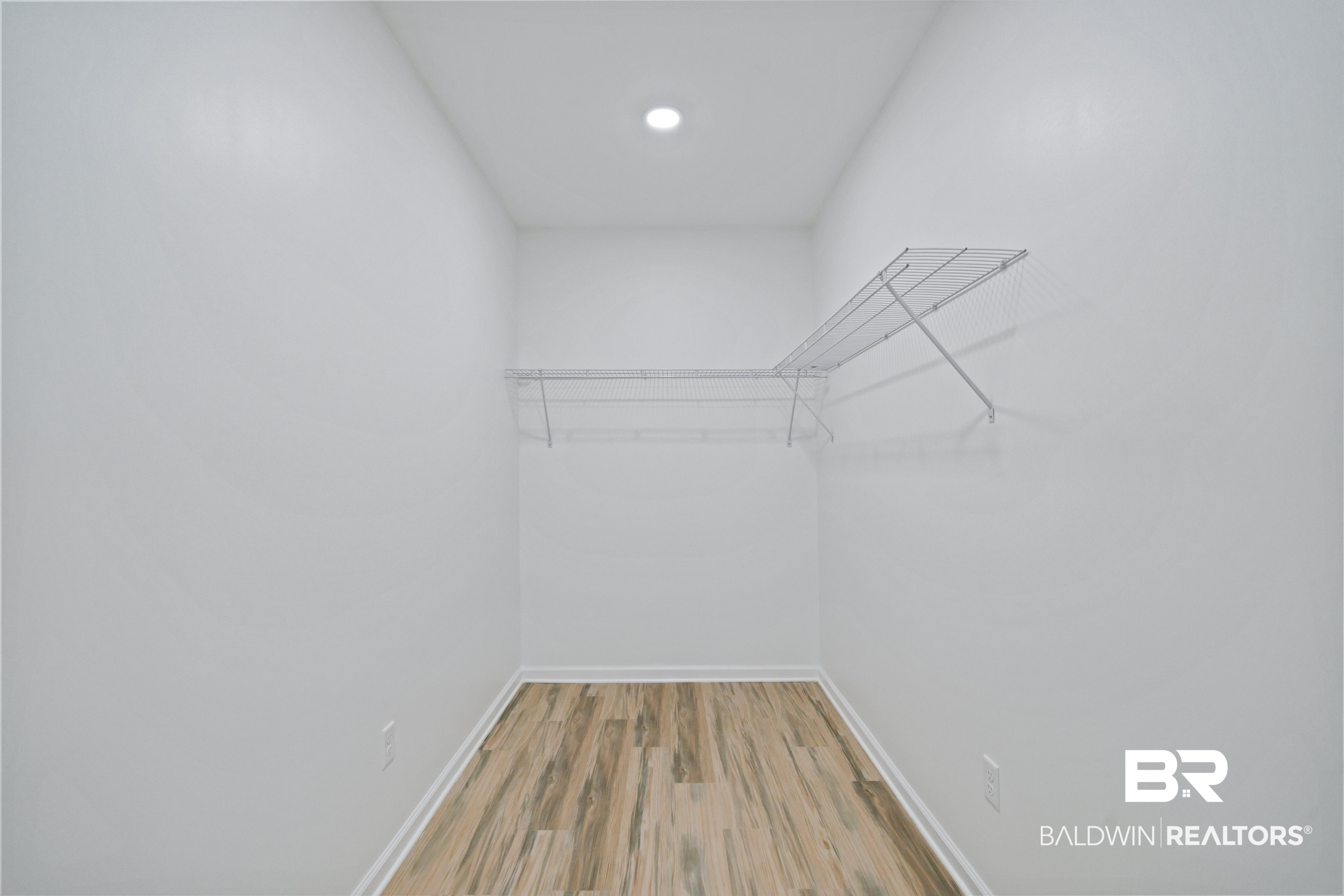 407198 | Photo 20