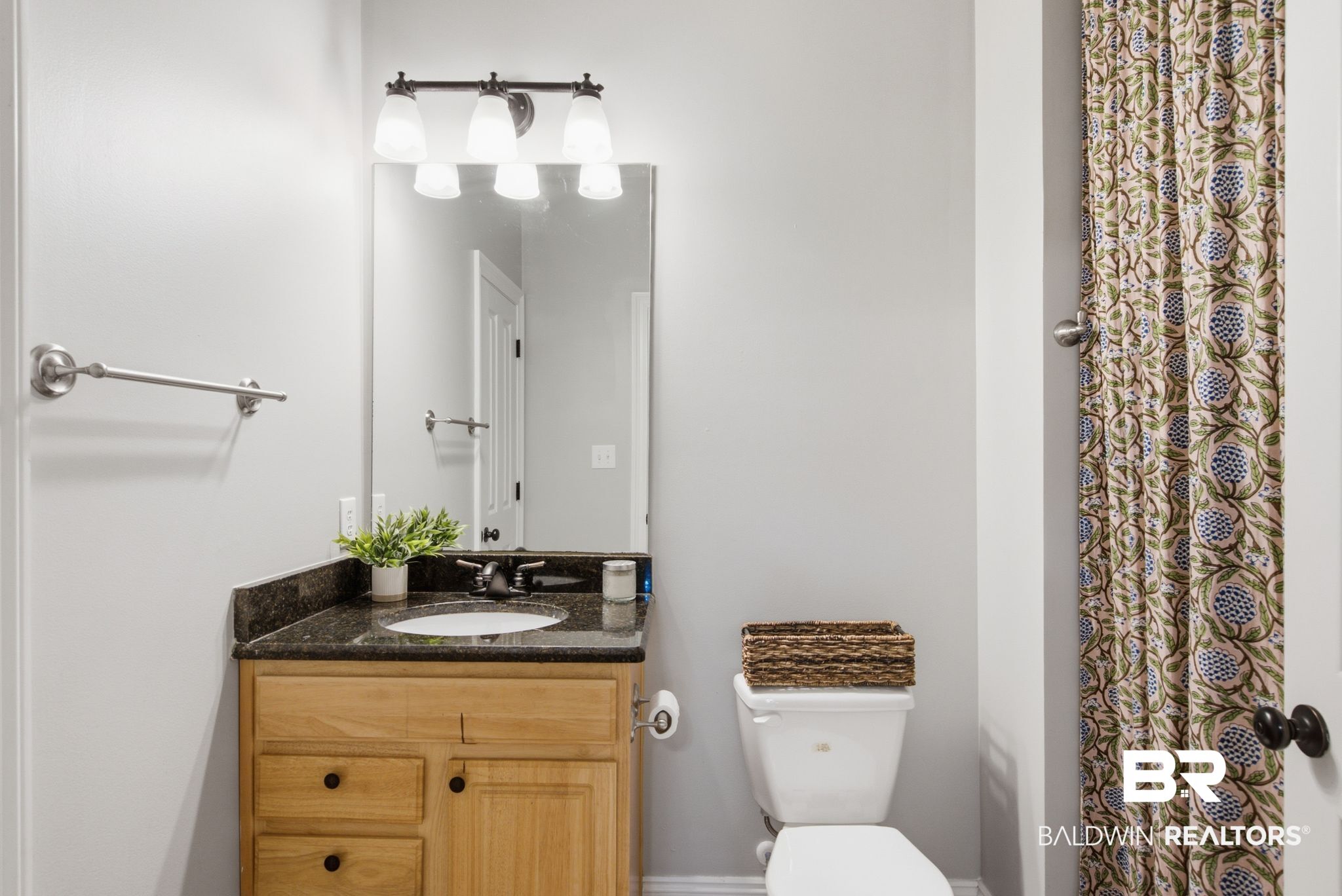 406514 | Photo 21