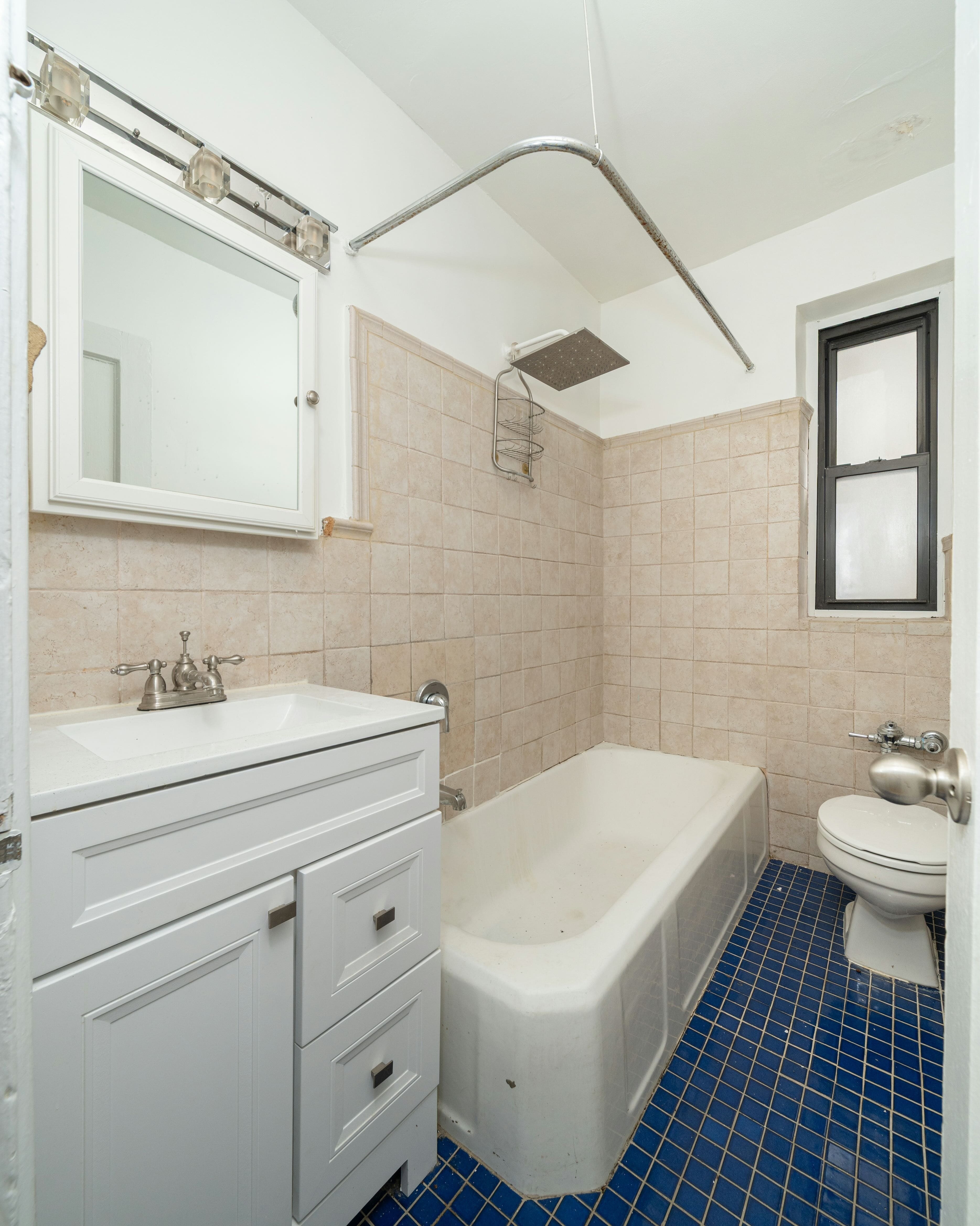 251 Seaman Avenue 1C Inwood New York NY 10034