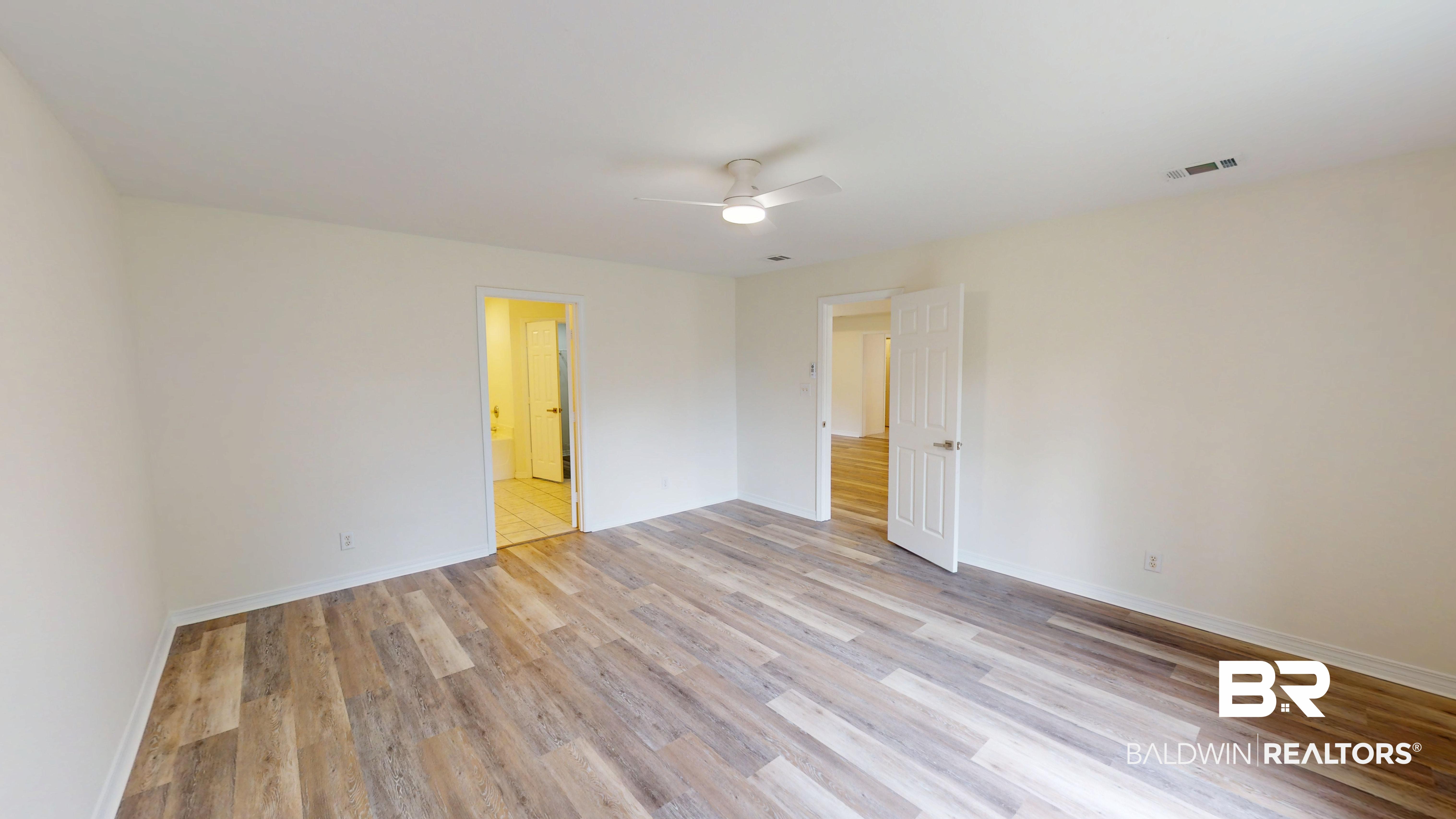 407180 | Photo 16