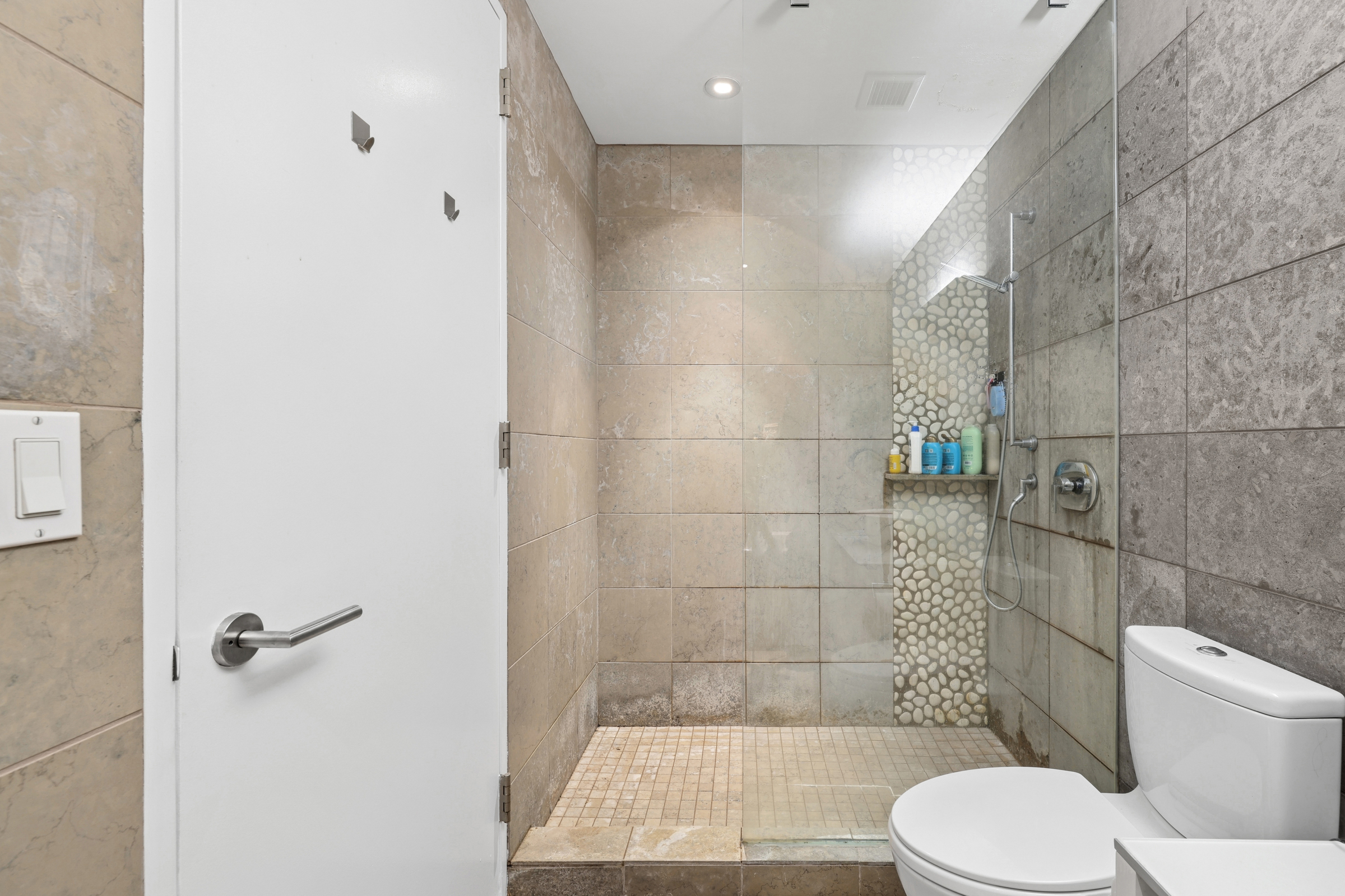 247 West 46th Street 2204 Midtown West New York NY 10036