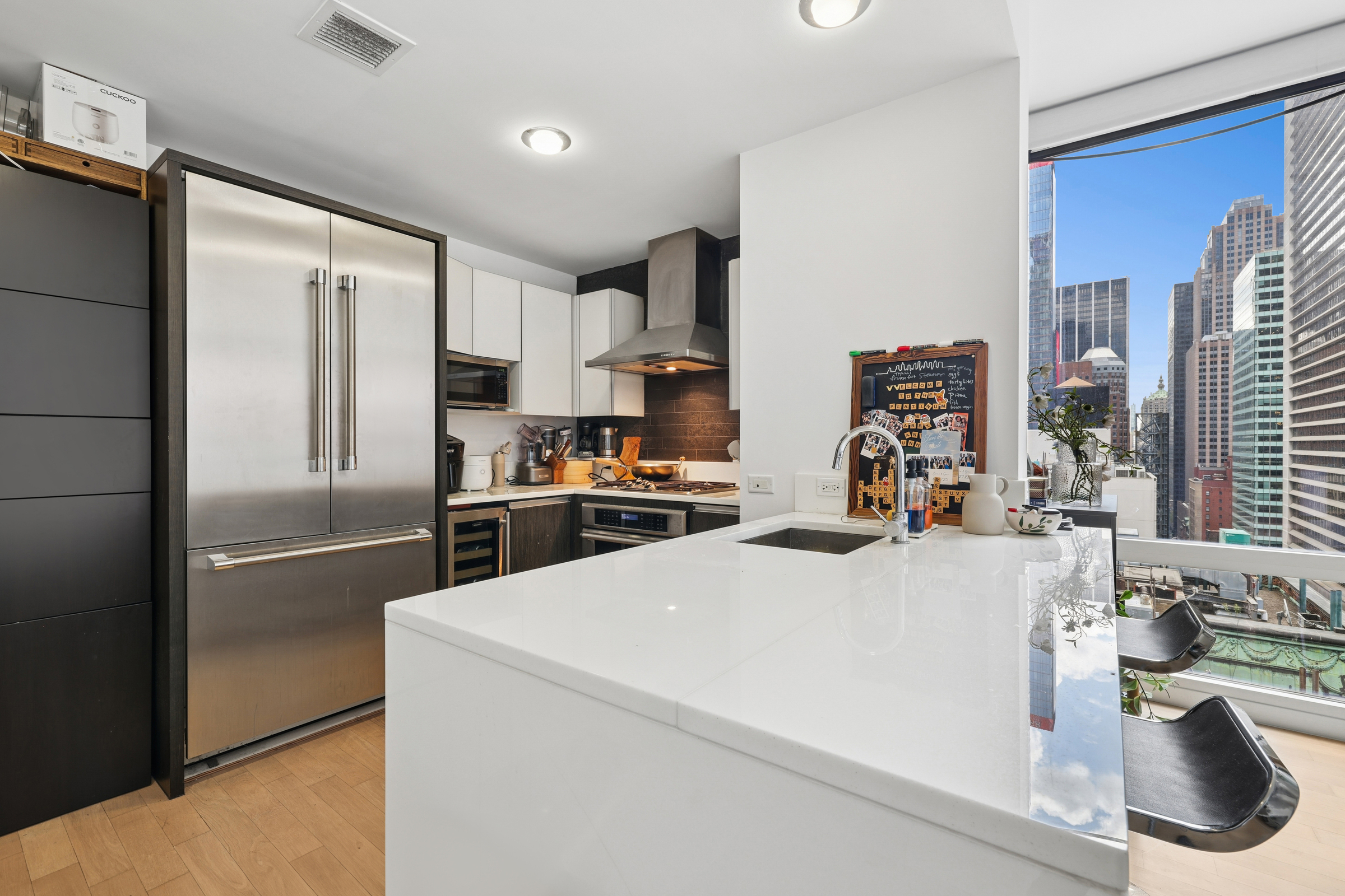 247 West 46th Street 2204 Midtown West New York NY 10036