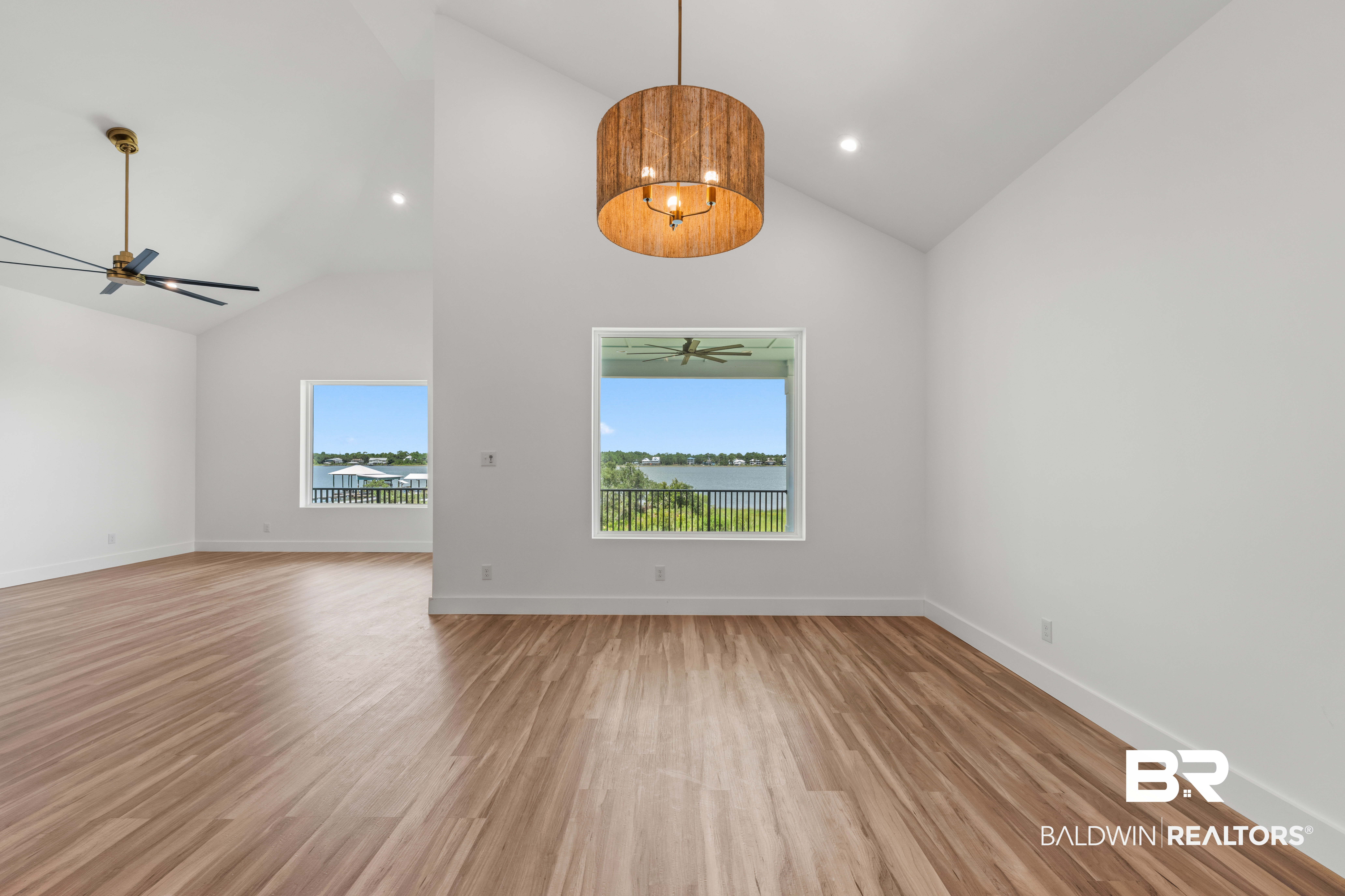 1448 W Lagoon Avenue — photo 5