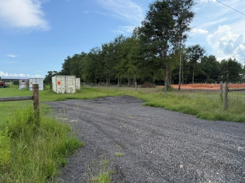 407639 | Photo 2