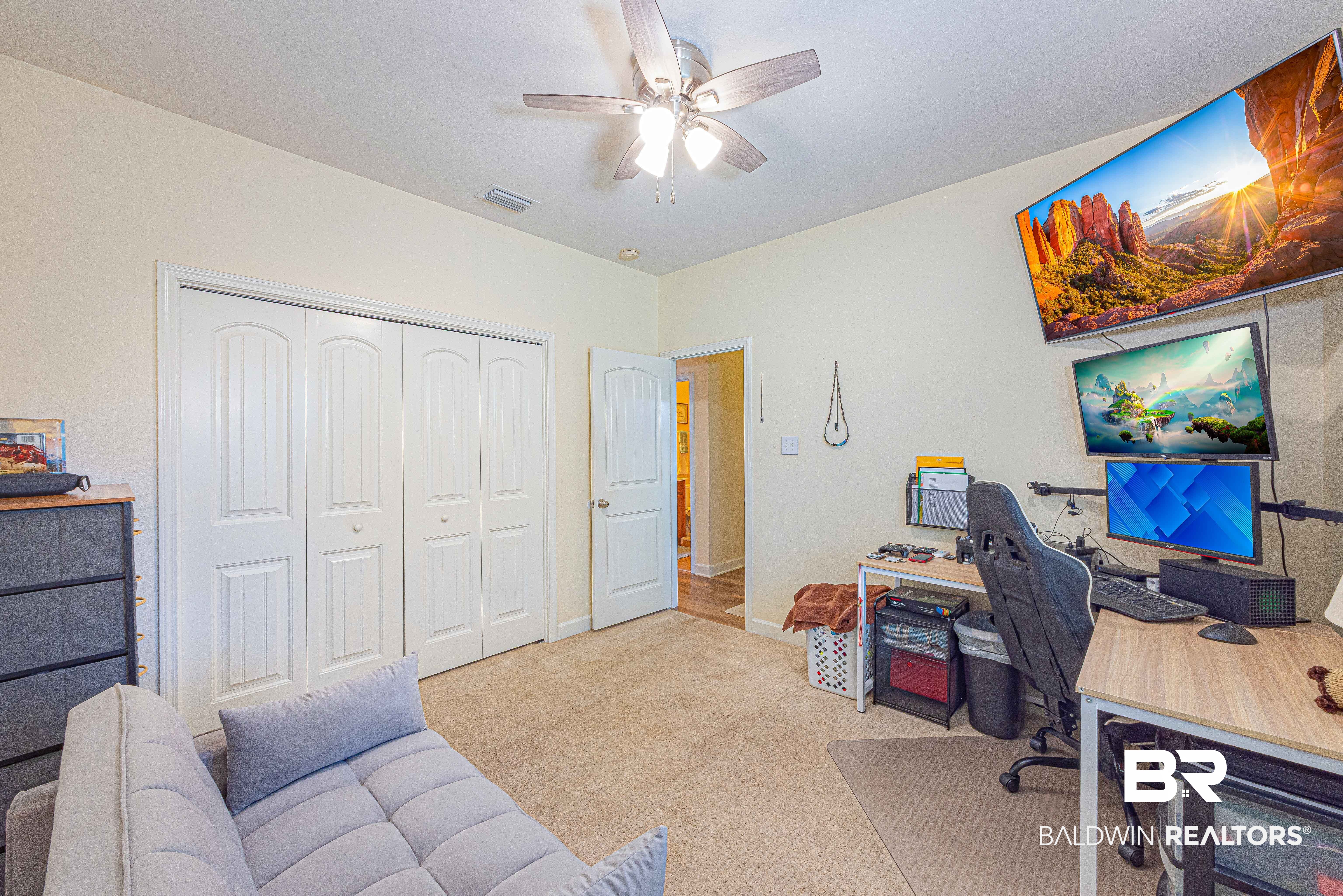 407659 | Photo 28
