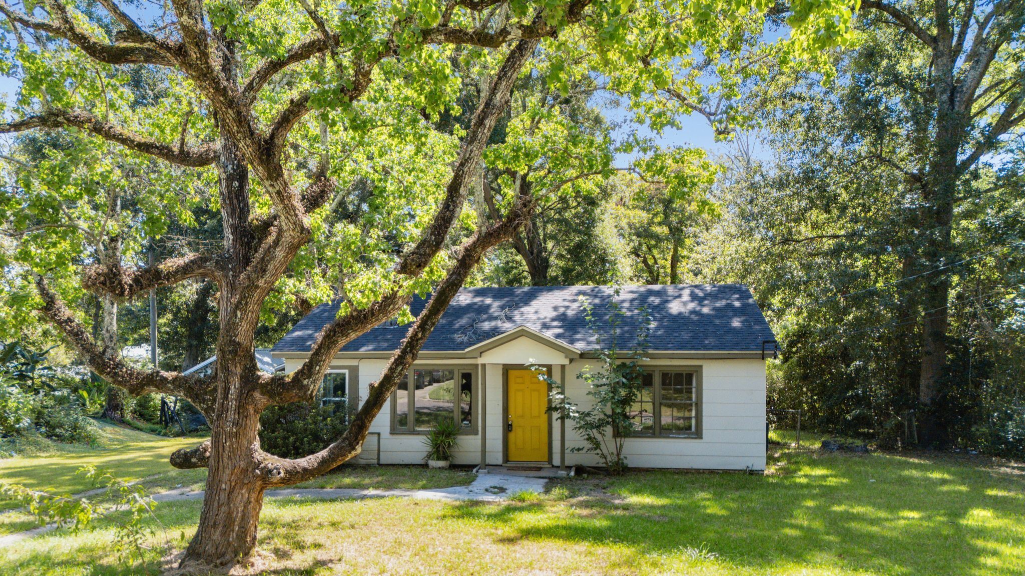 1st image of 1467 Pitman Dr, Mobile, AL 36605 | MLS# 398718