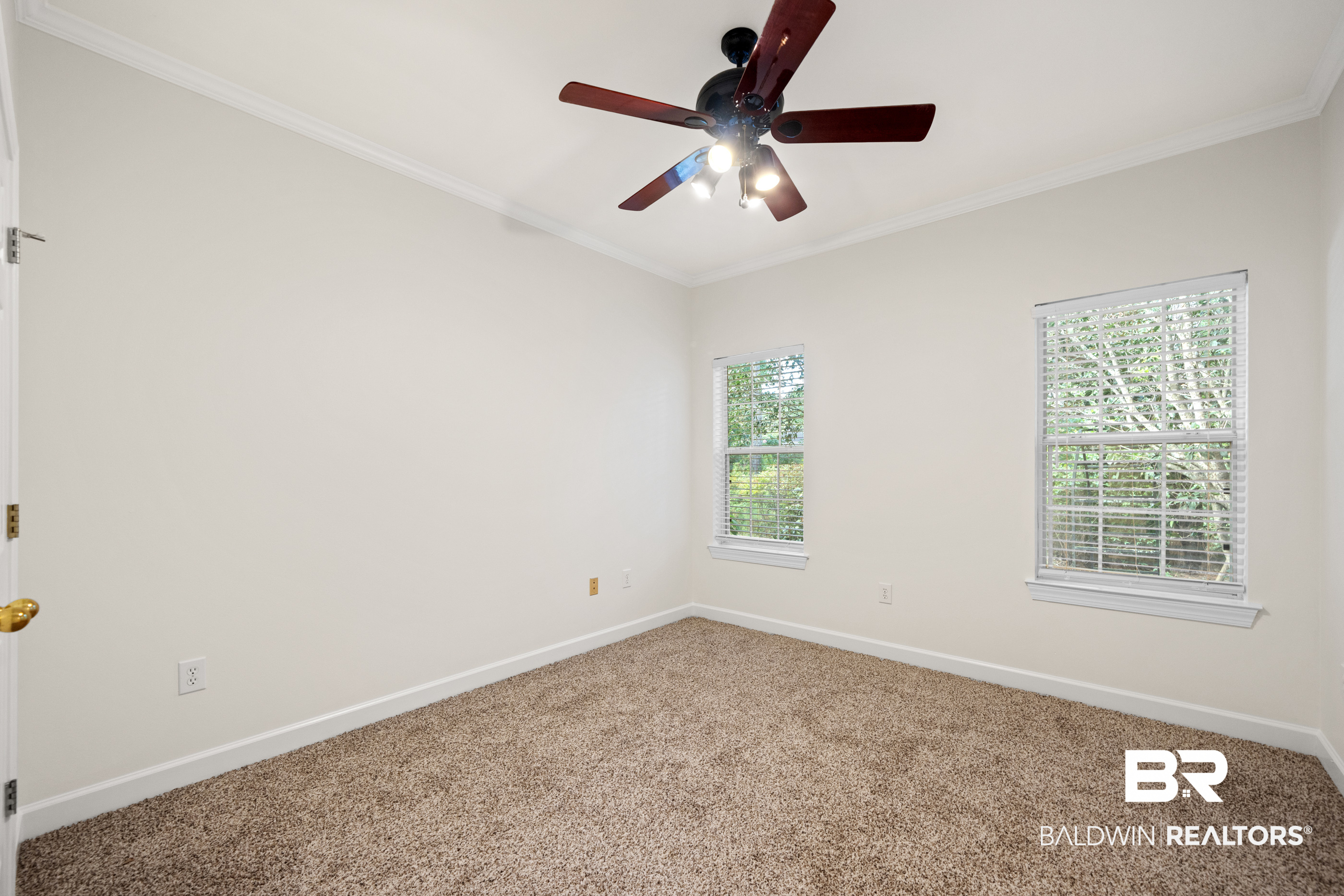 407249 | Photo 21