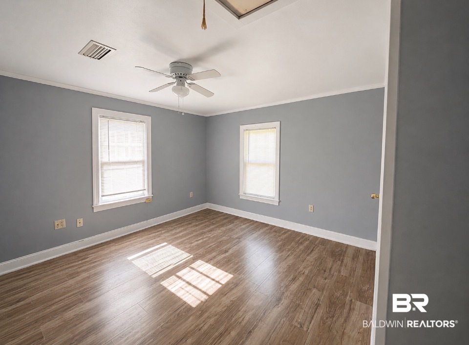 3rd image of 2718 S Thompson Dr, Mobile, AL 36606 | MLS# 399915
