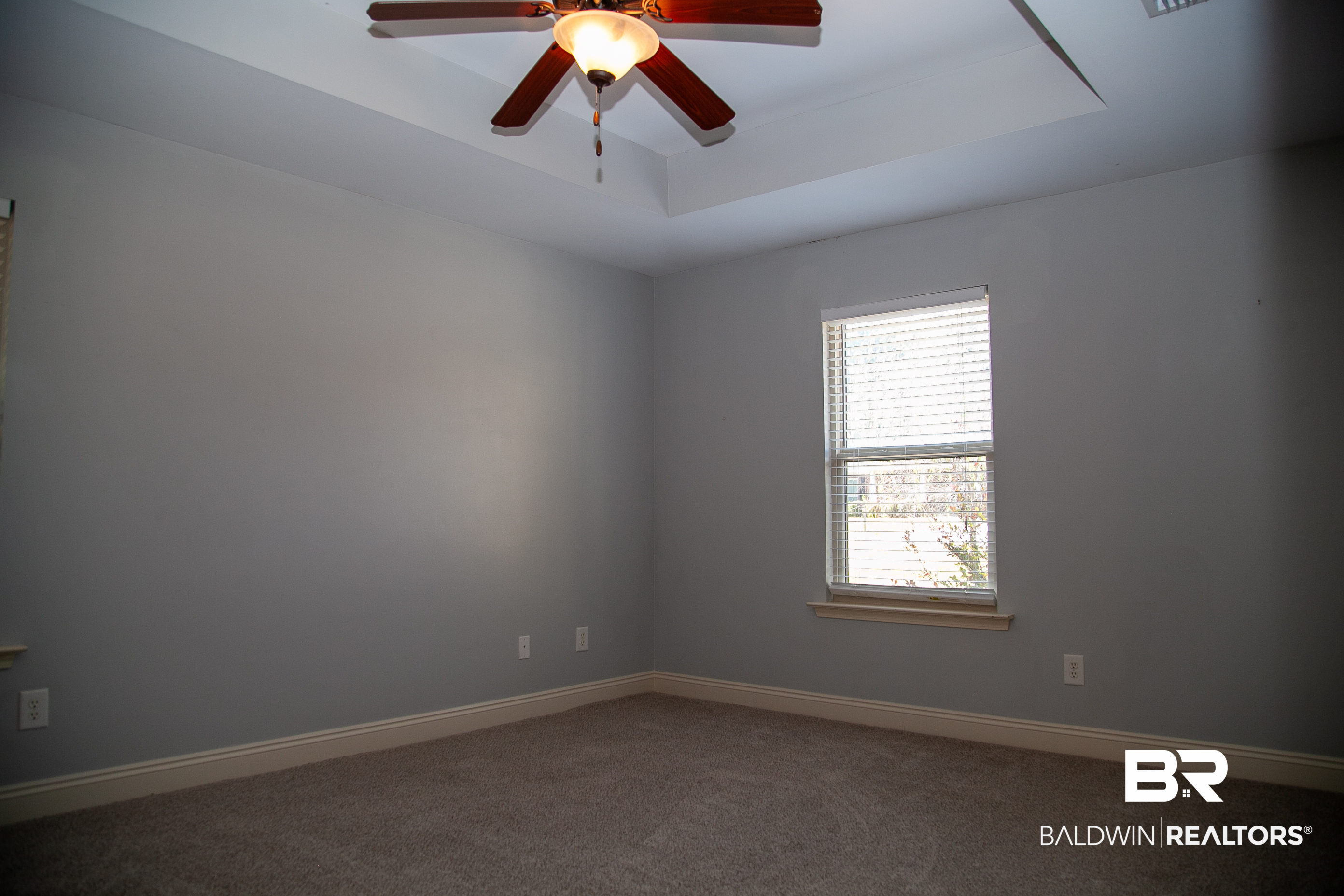 409084 | Photo 12