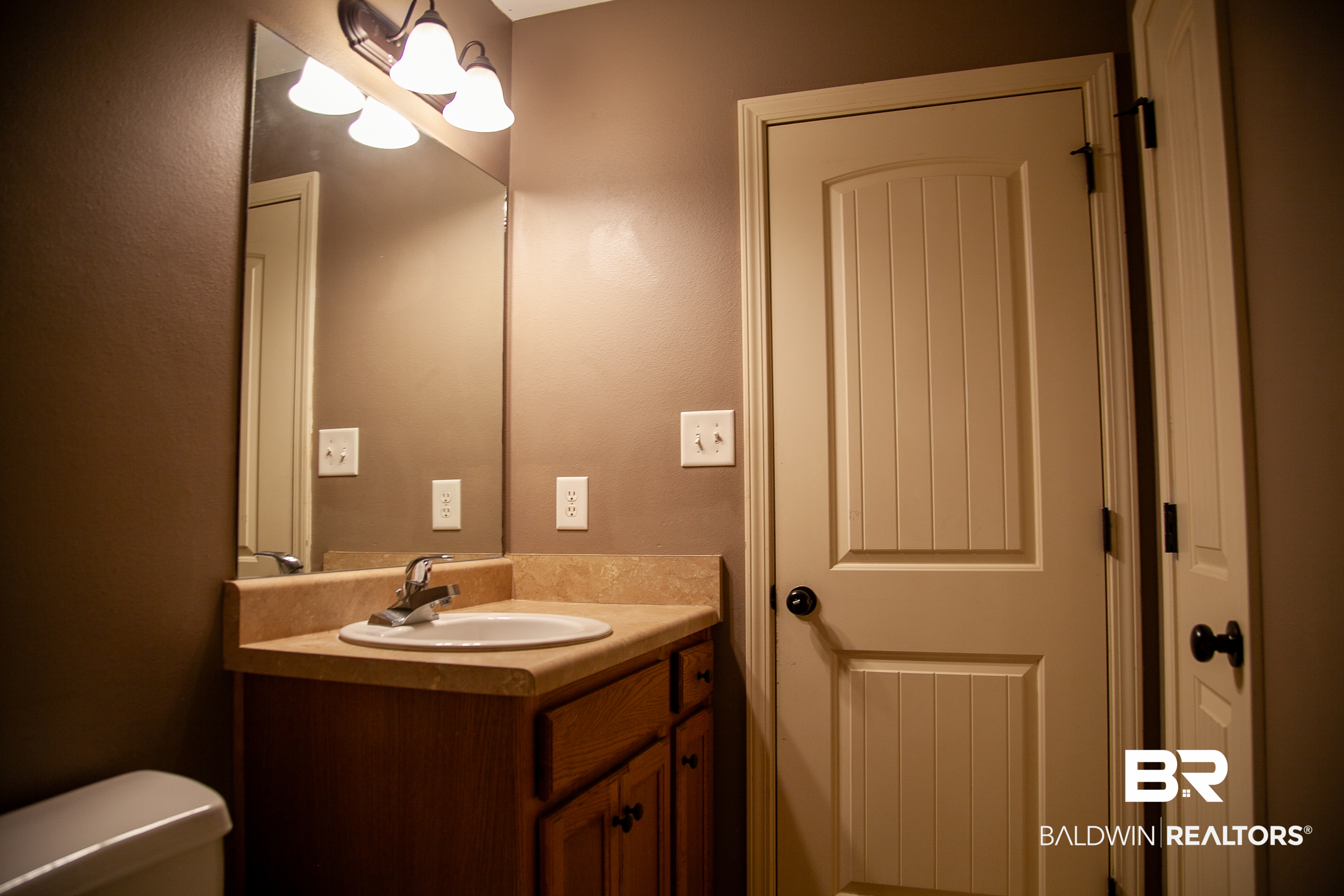 409084 | Photo 21