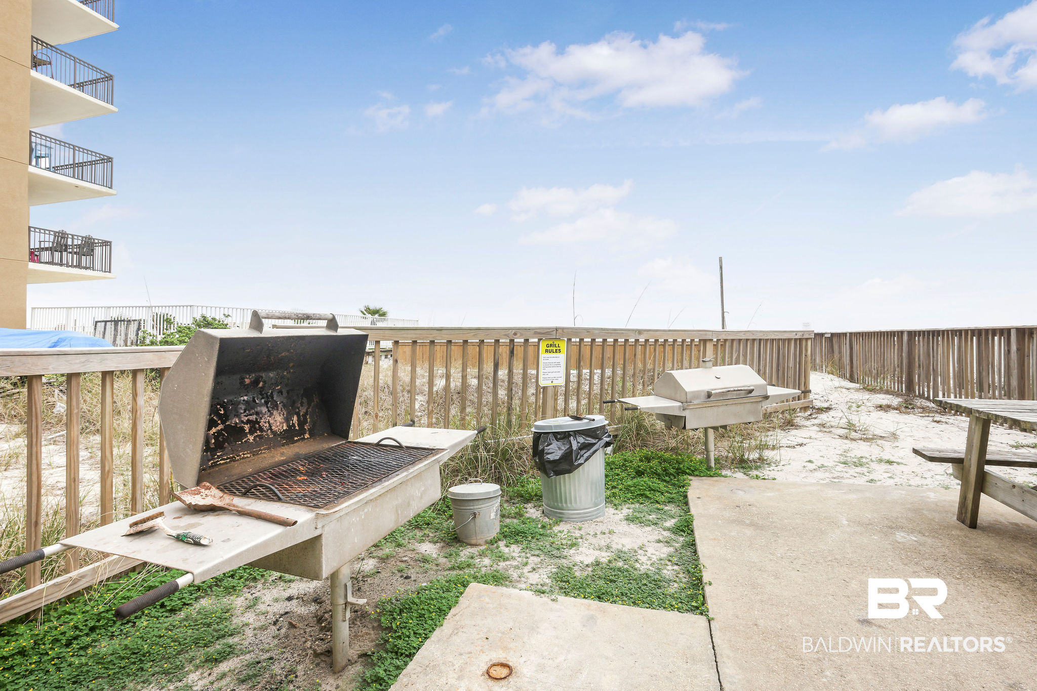 407392 | Photo 21