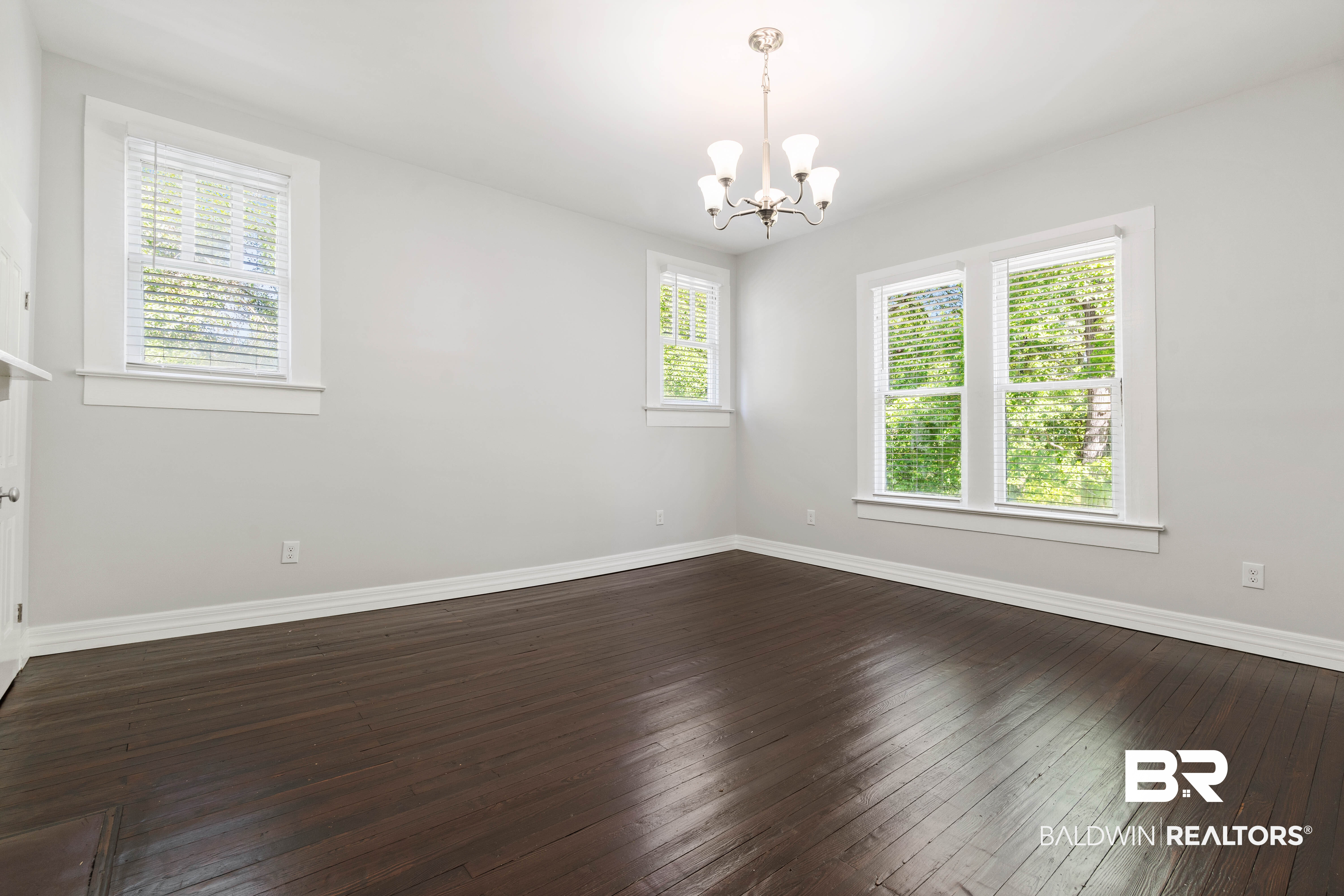409098 | Photo 21