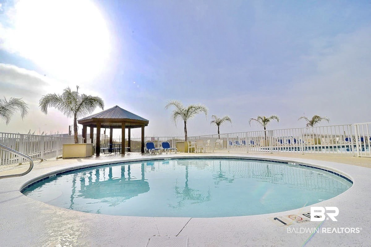 407470 | Photo 28