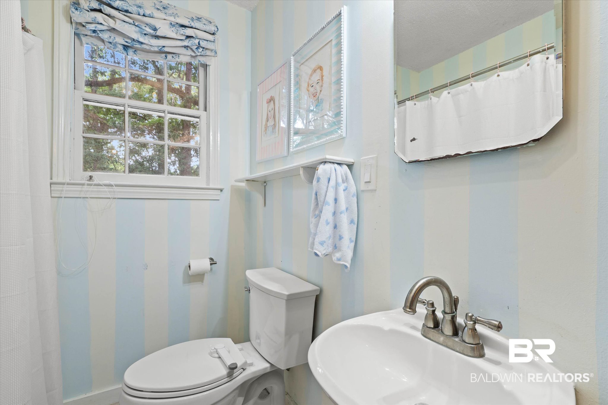 409163 | Photo 23