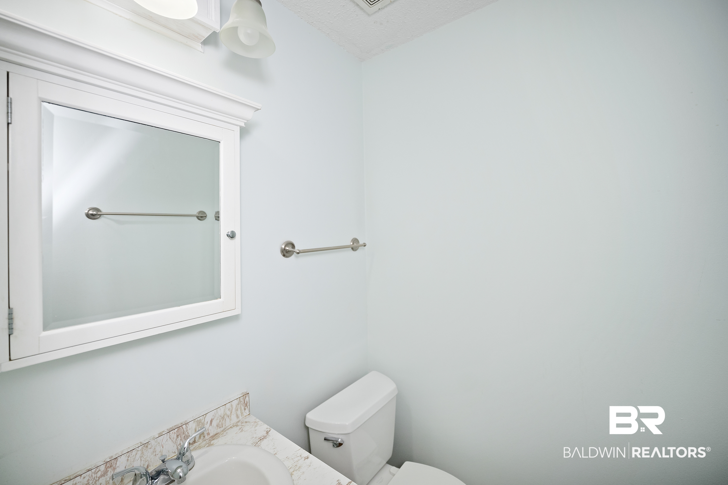 409219 | Photo 18