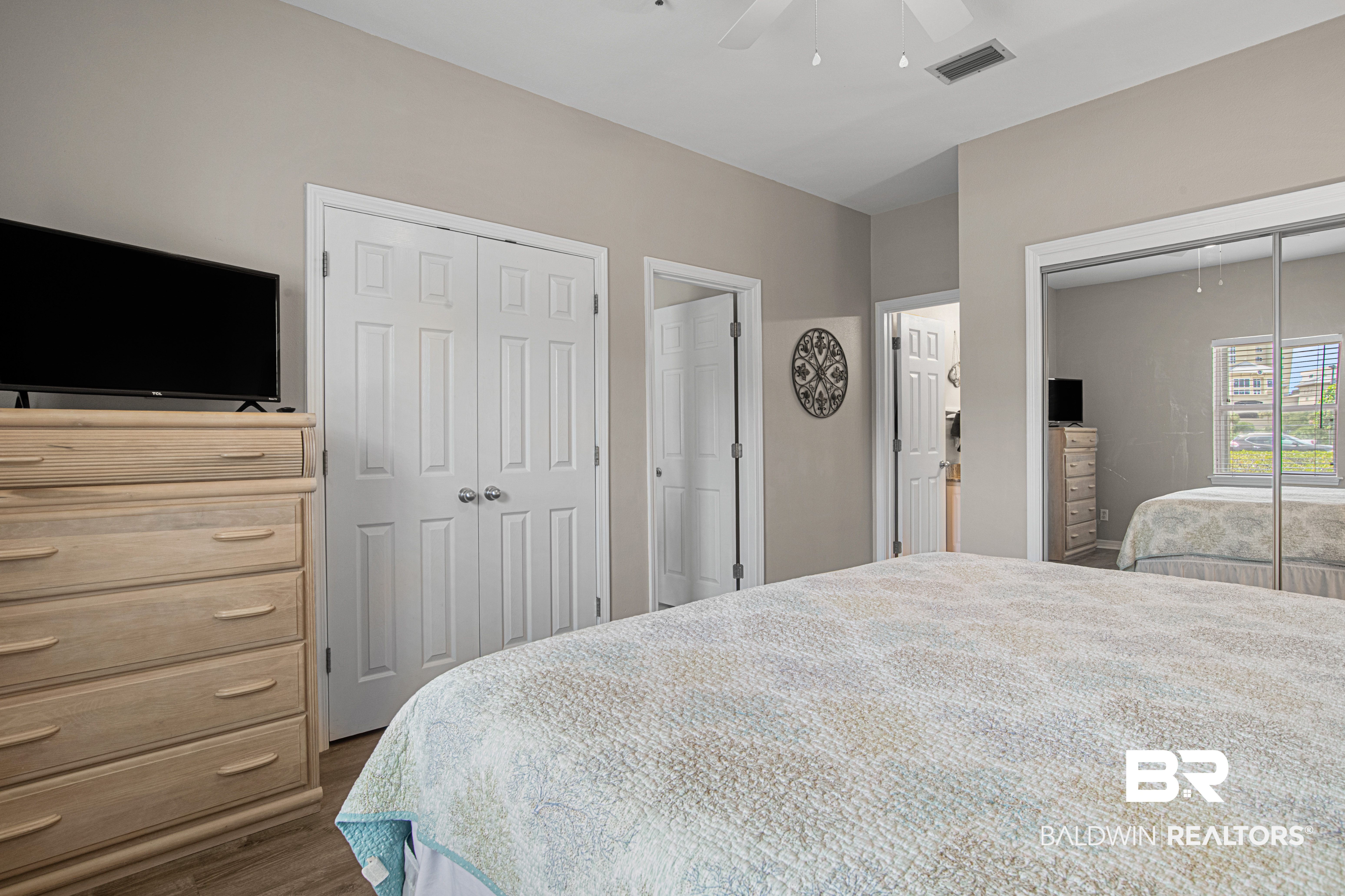 409271 | Photo 22