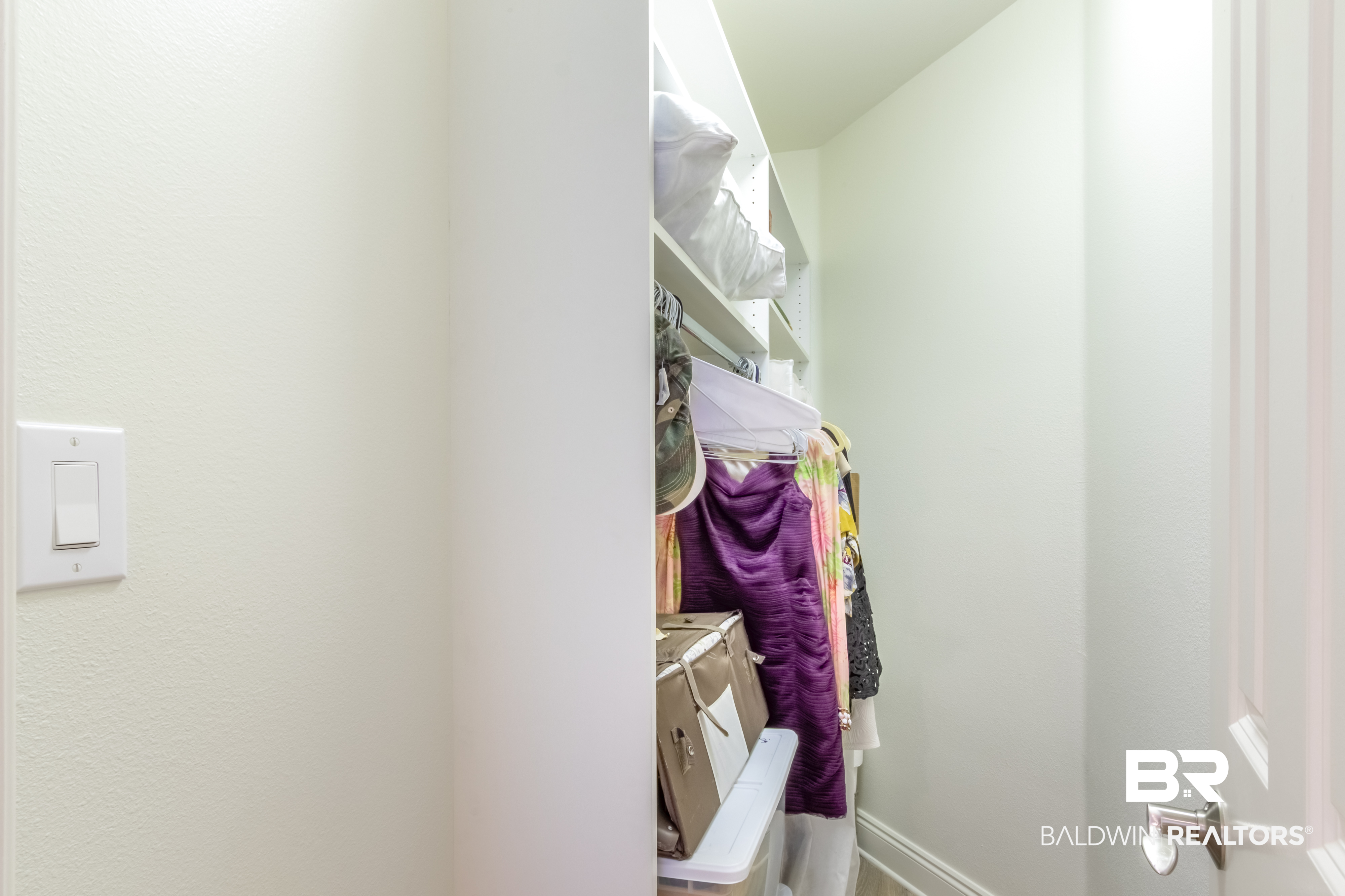 409300 | Photo 21